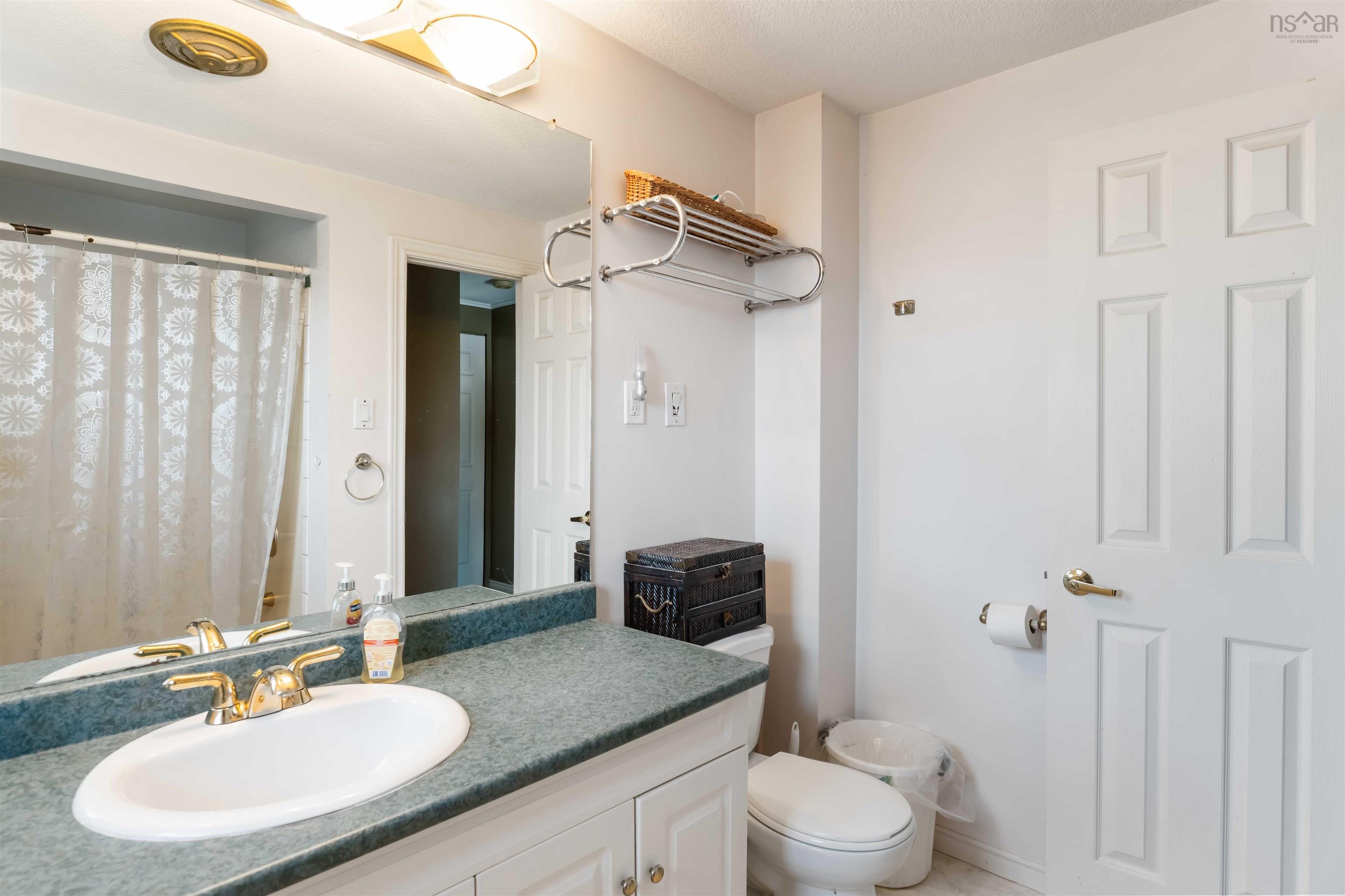 $165,000.00: 19 Hillside Drive, Cornwallis Park