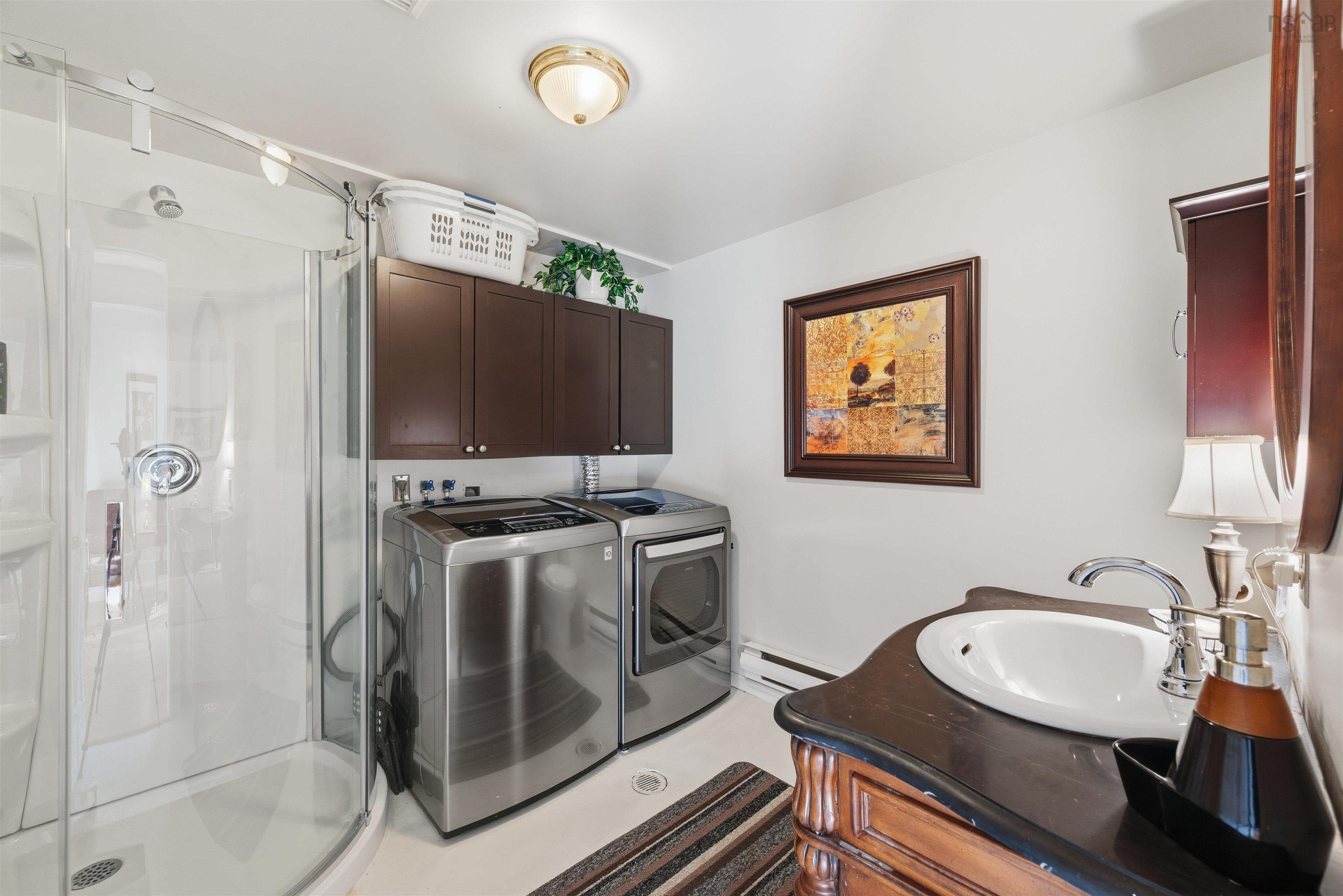 11565 Peggys Cove Road, Seabright, NS (MLS 202528459)