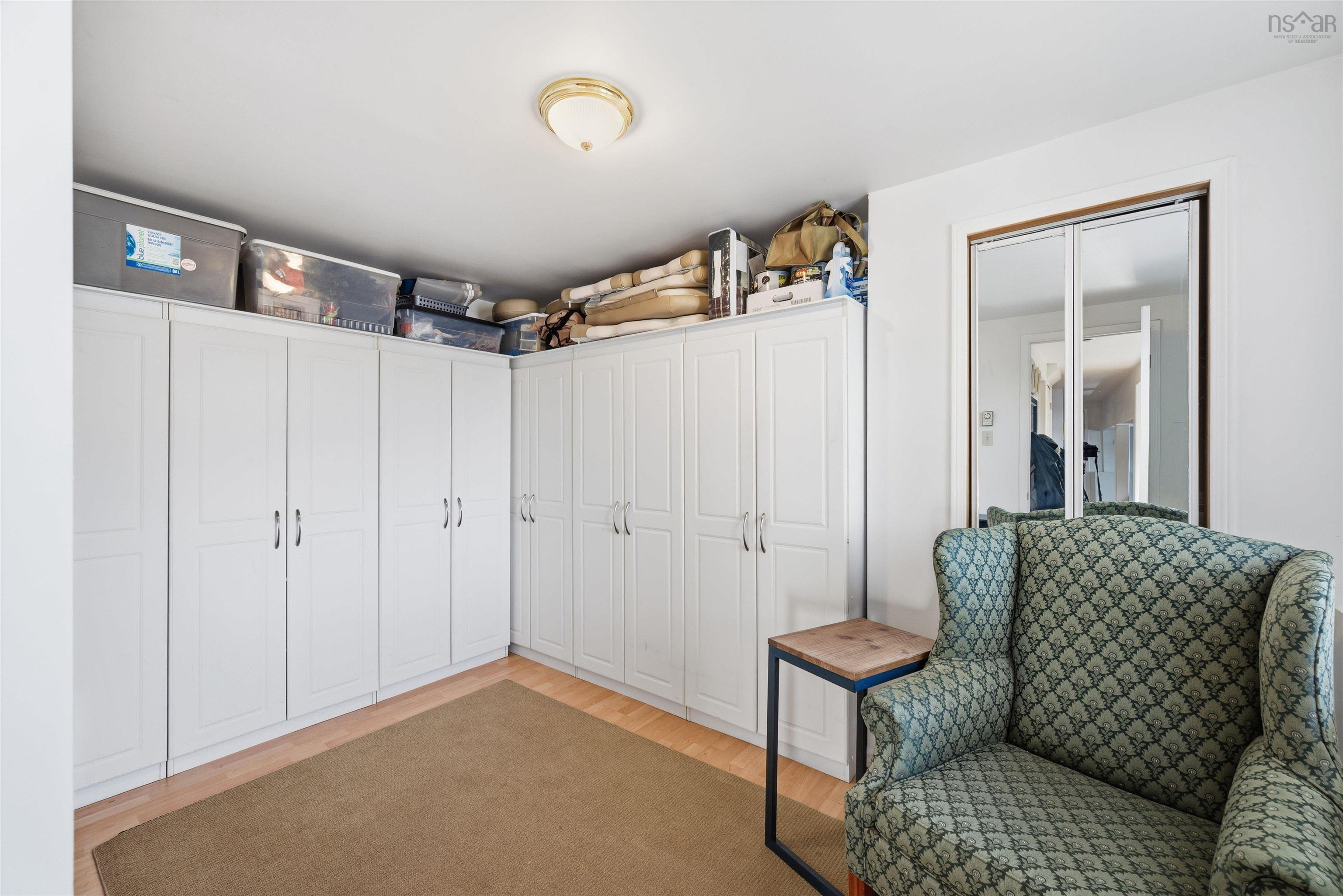 $974,900.00: 11565 Peggys Cove Road, Seabright