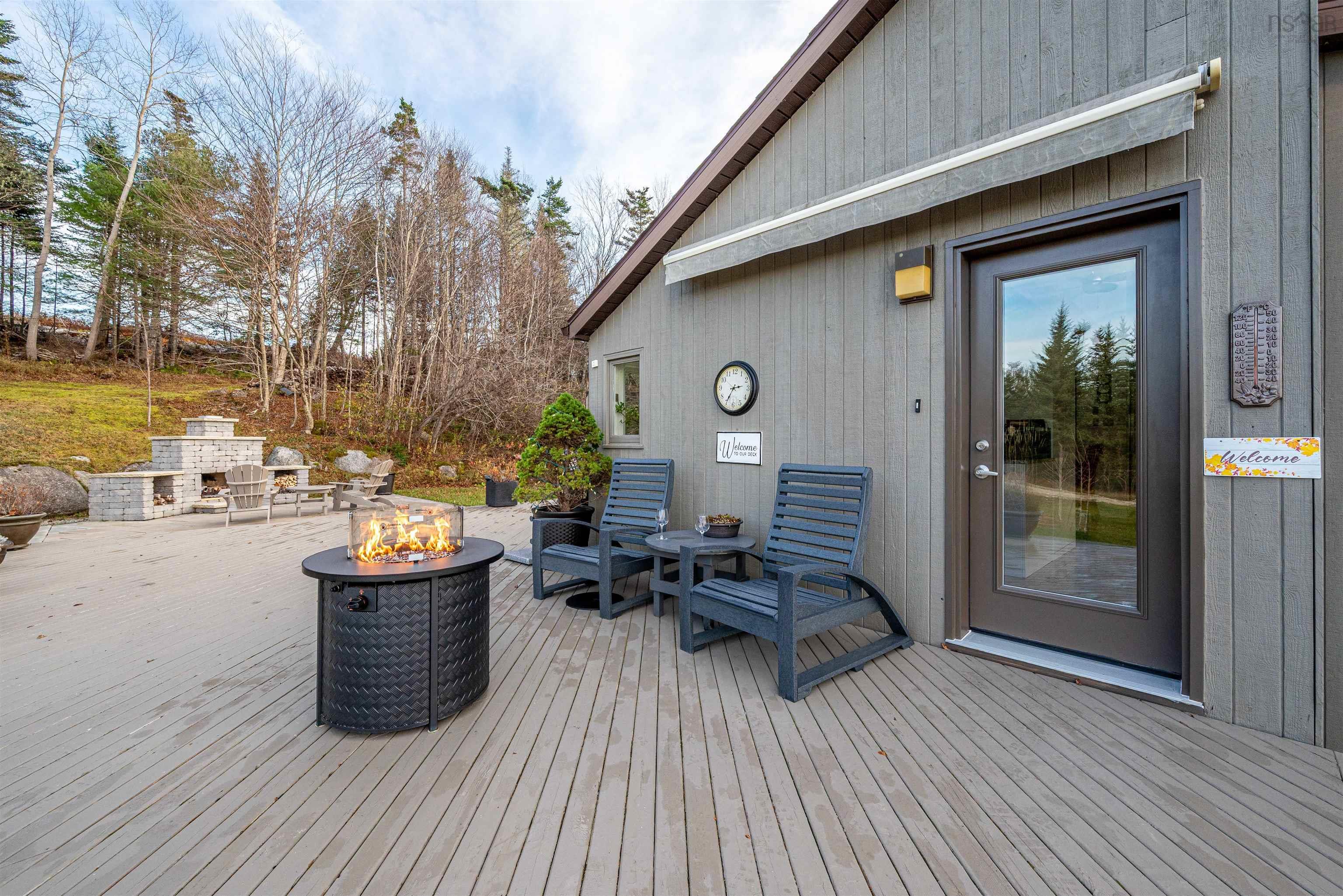 11565 Peggys Cove Road, Seabright, NS (MLS 202528459)