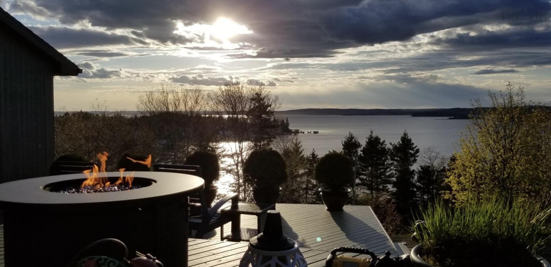 11565 Peggys Cove Road, Seabright, NS (MLS 202528459)