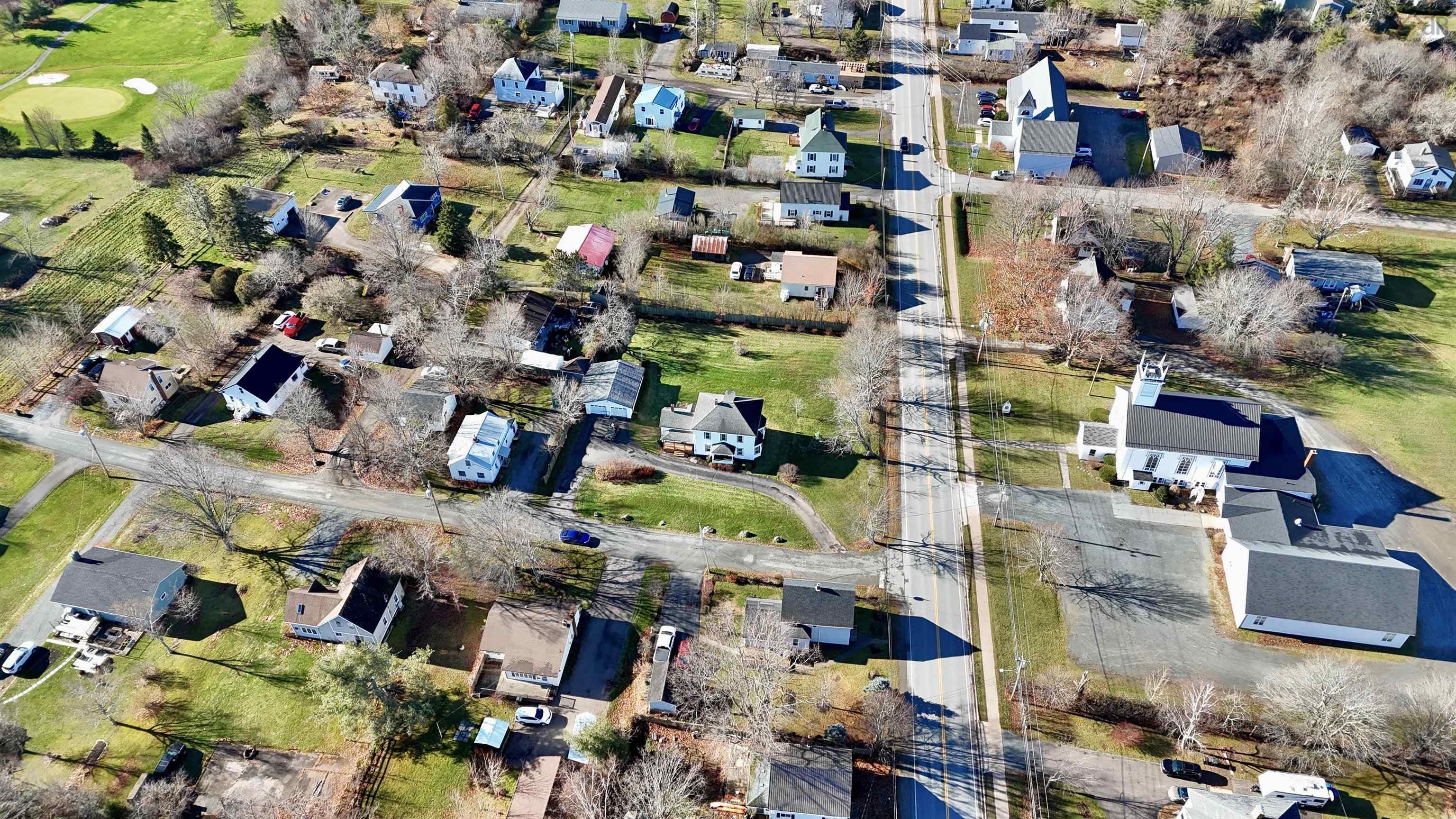 $549,900.00: 6 Hamilton Avenue, Brookfield