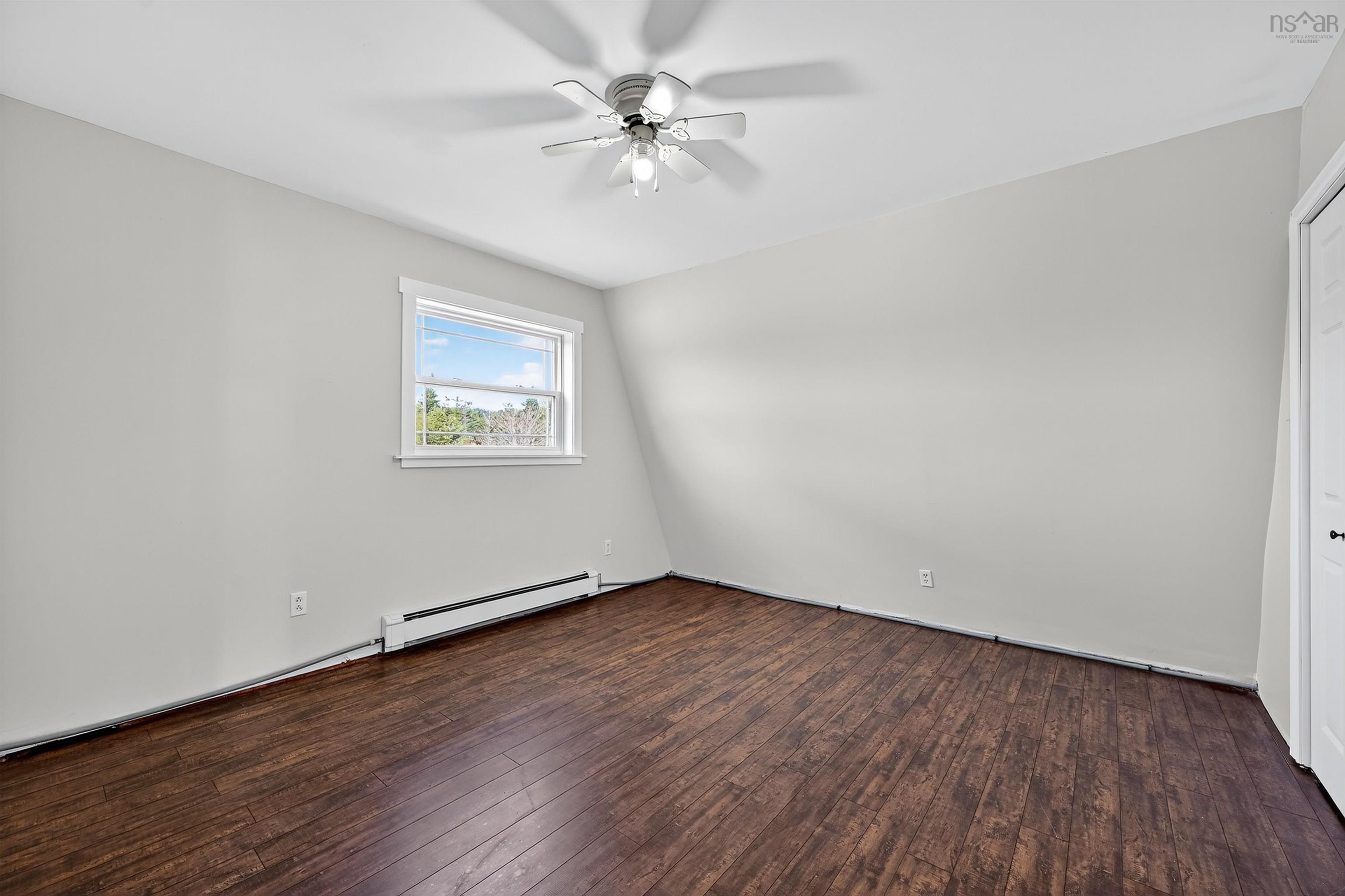 $399,900.00: 7715 Gabarus Highway Highway, Gabarus