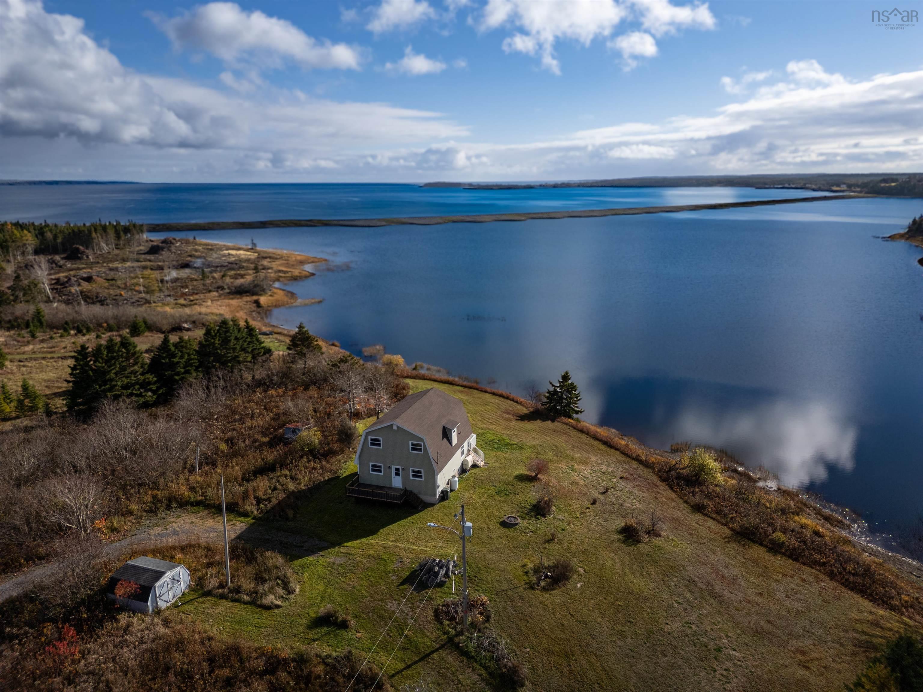 $399,900.00: 7715 Gabarus Highway Highway, Gabarus