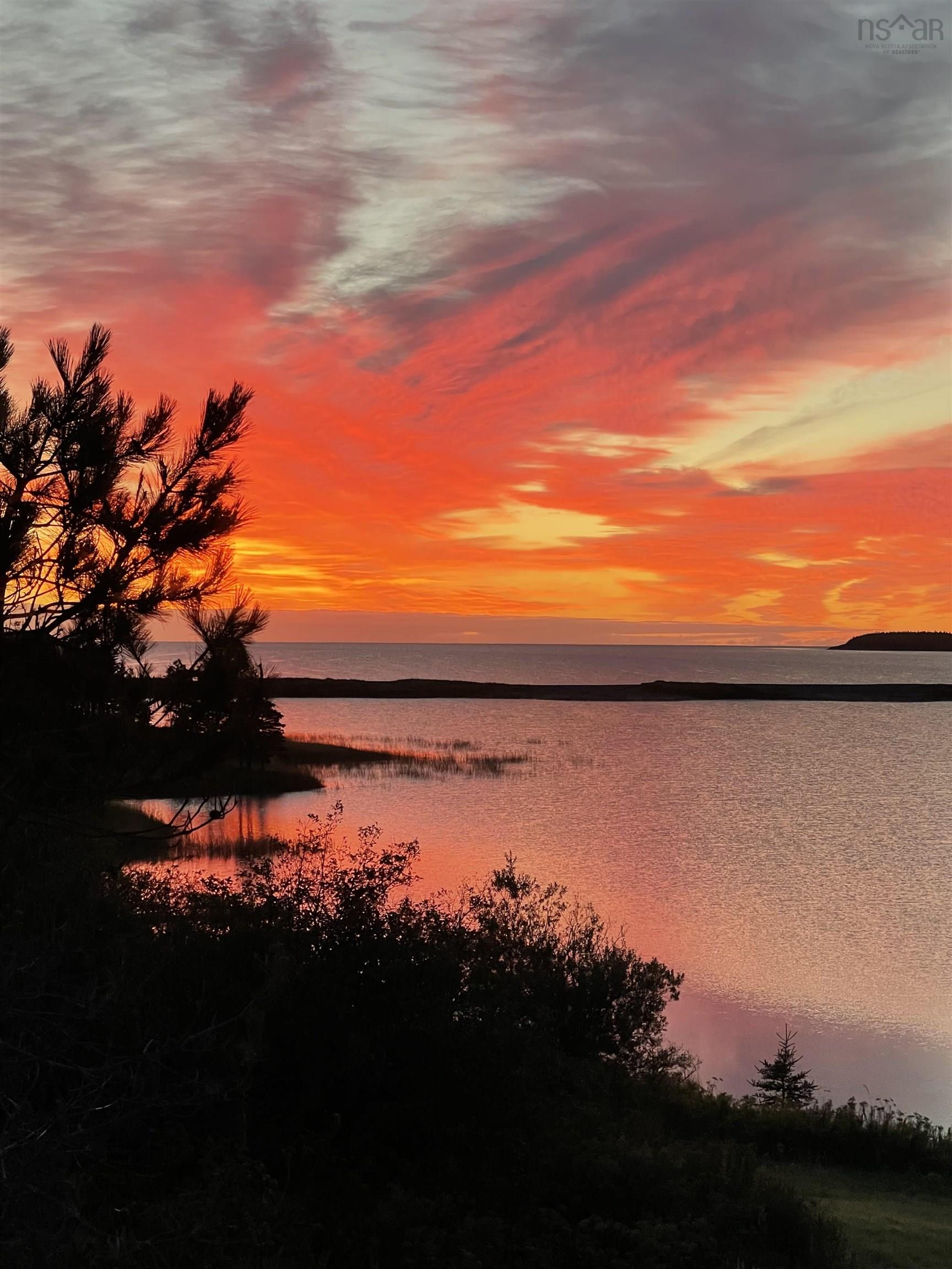 $399,900.00: 7715 Gabarus Highway Highway, Gabarus