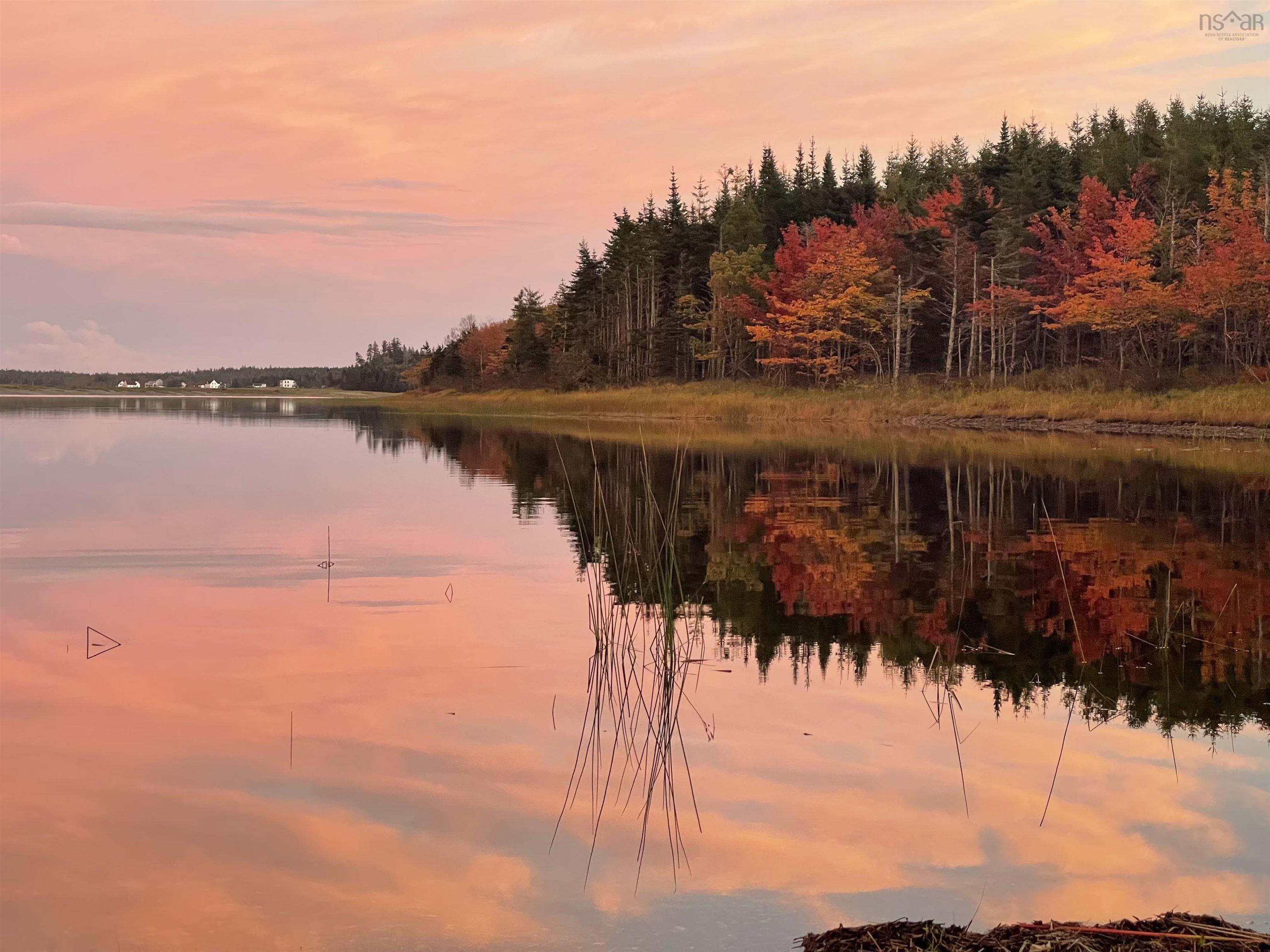 $399,900.00: 7715 Gabarus Highway Highway, Gabarus