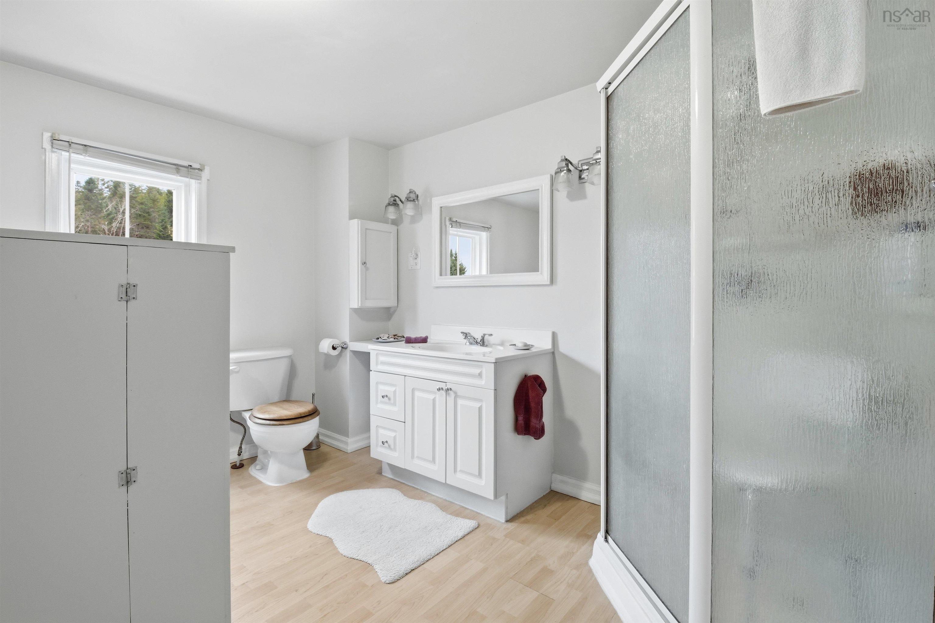 $549,900.00: 8153 St. Margarets Bay Road, Ingramport