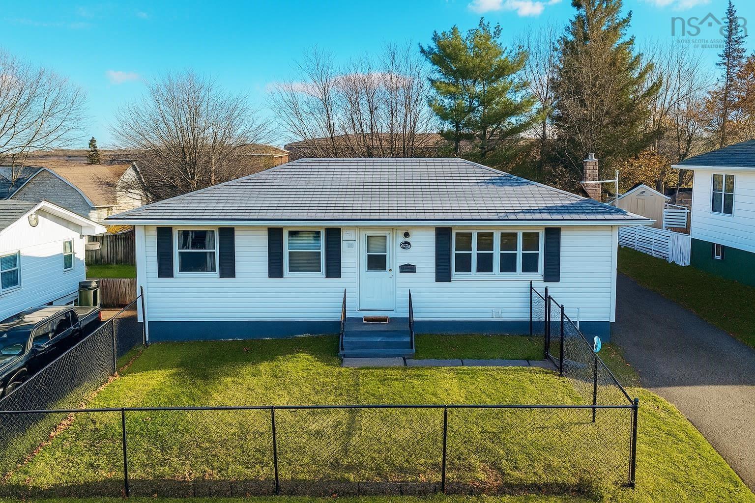 $369,900.00: 32 Common Street, Sydney