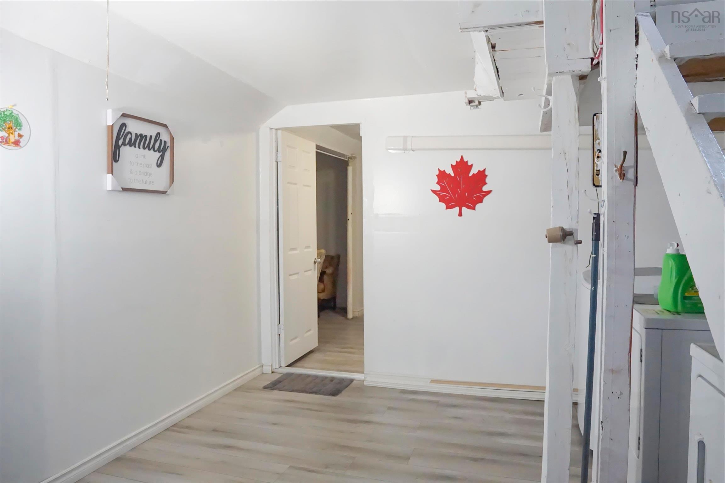 $369,900.00: 32 Common Street, Sydney