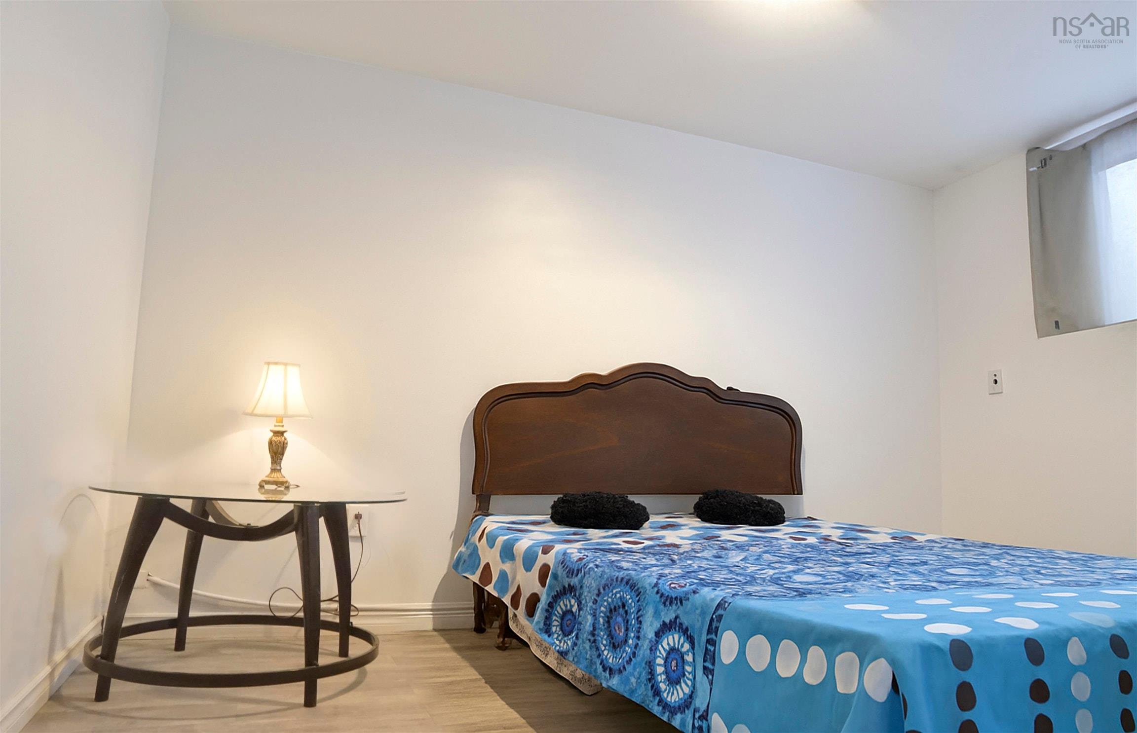 $369,900.00: 32 Common Street, Sydney