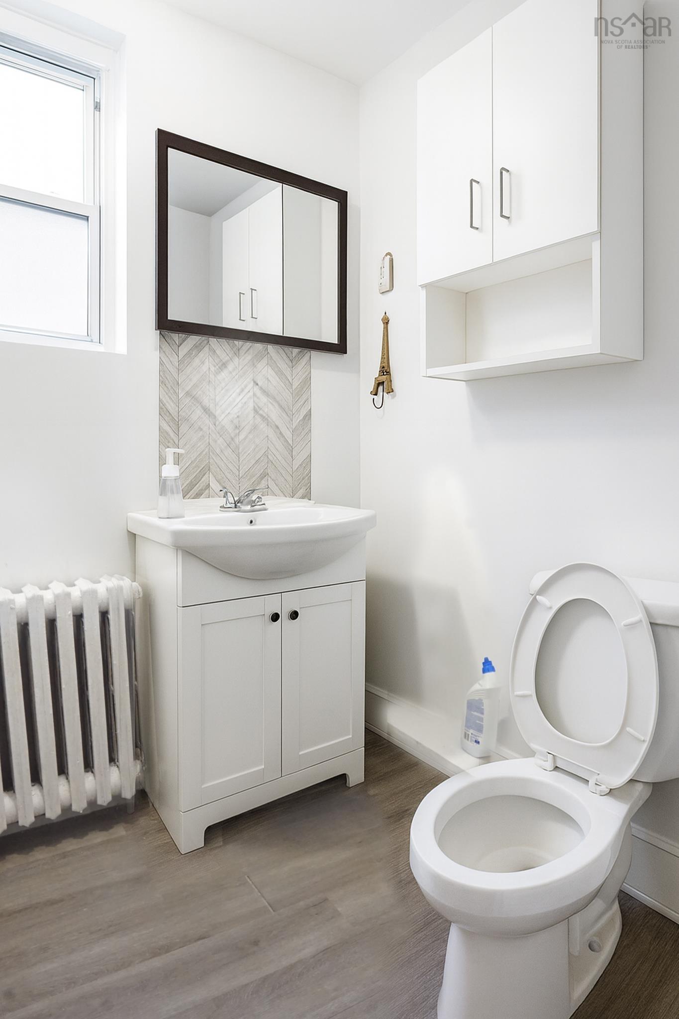 $369,900.00: 32 Common Street, Sydney