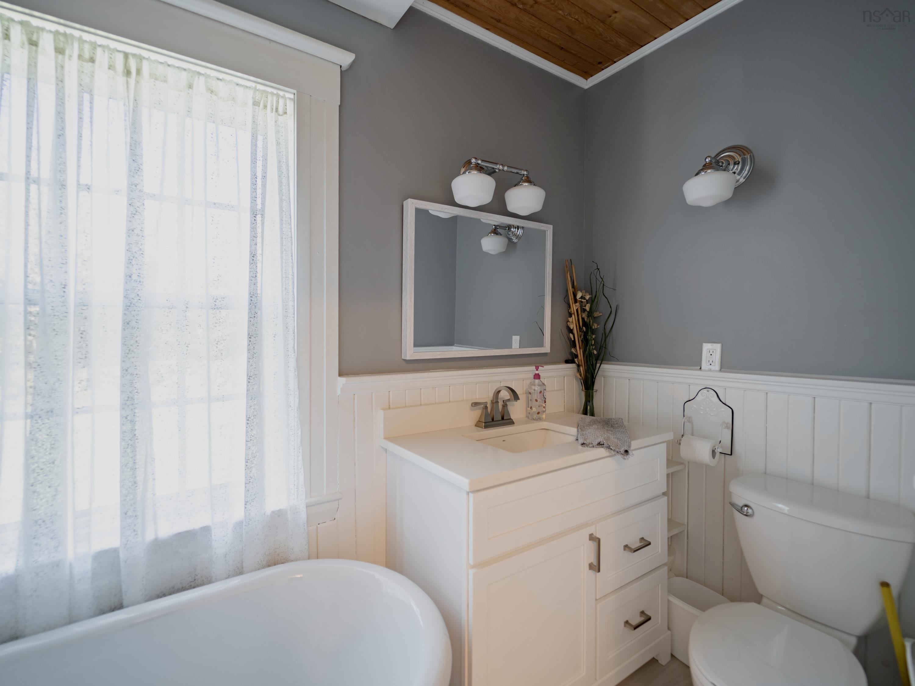 $449,000.00: 2133 Highway 3, Barrington