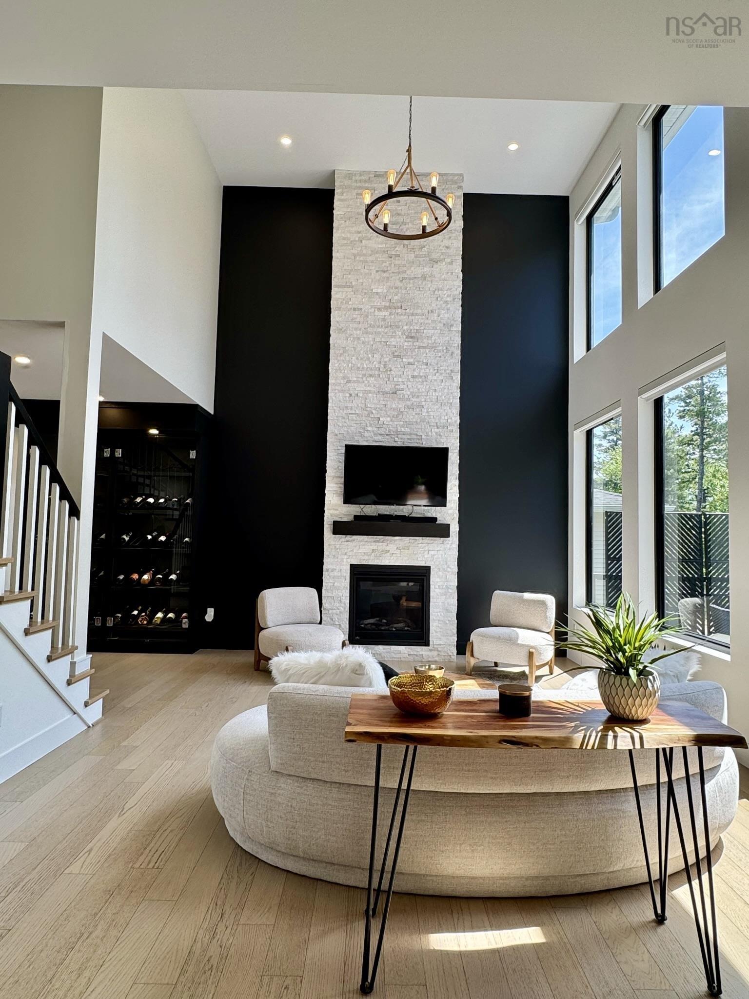 $1,469,900.00: 49 Crownridge Drive, West Bedford