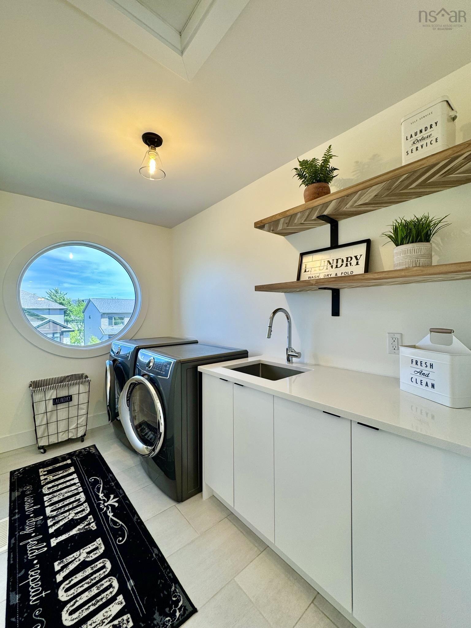 $1,469,900.00: 49 Crownridge Drive, West Bedford