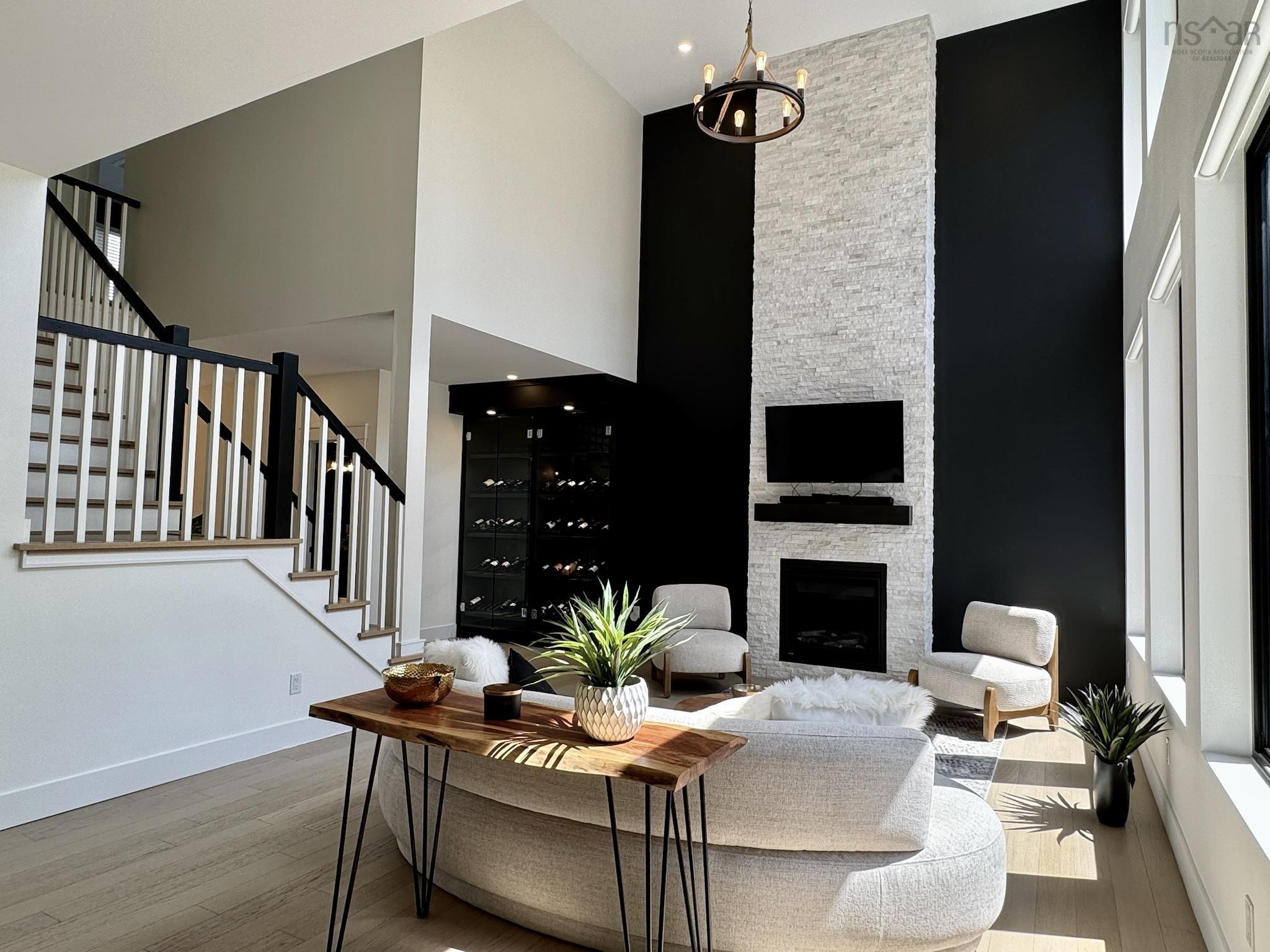 $1,469,900.00: 49 Crownridge Drive, West Bedford