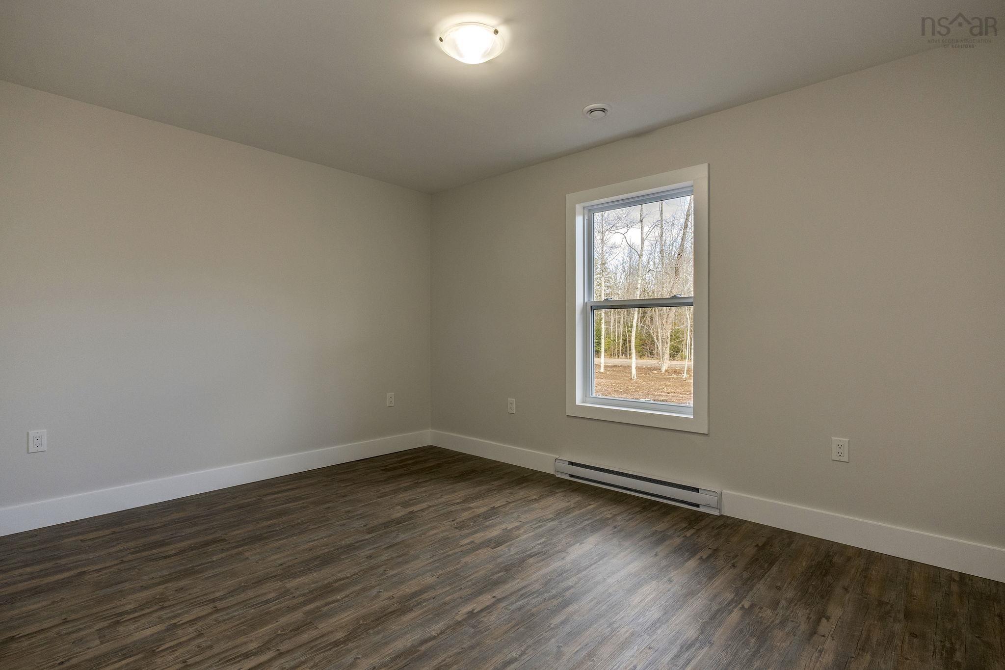 $524,900.00: 422 East Torbrook Road, South Tremont