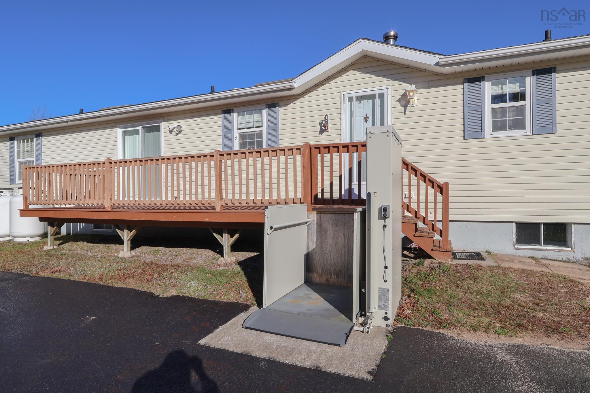 $399,900.00: 627 Borgalds Point Road, Chester Basin