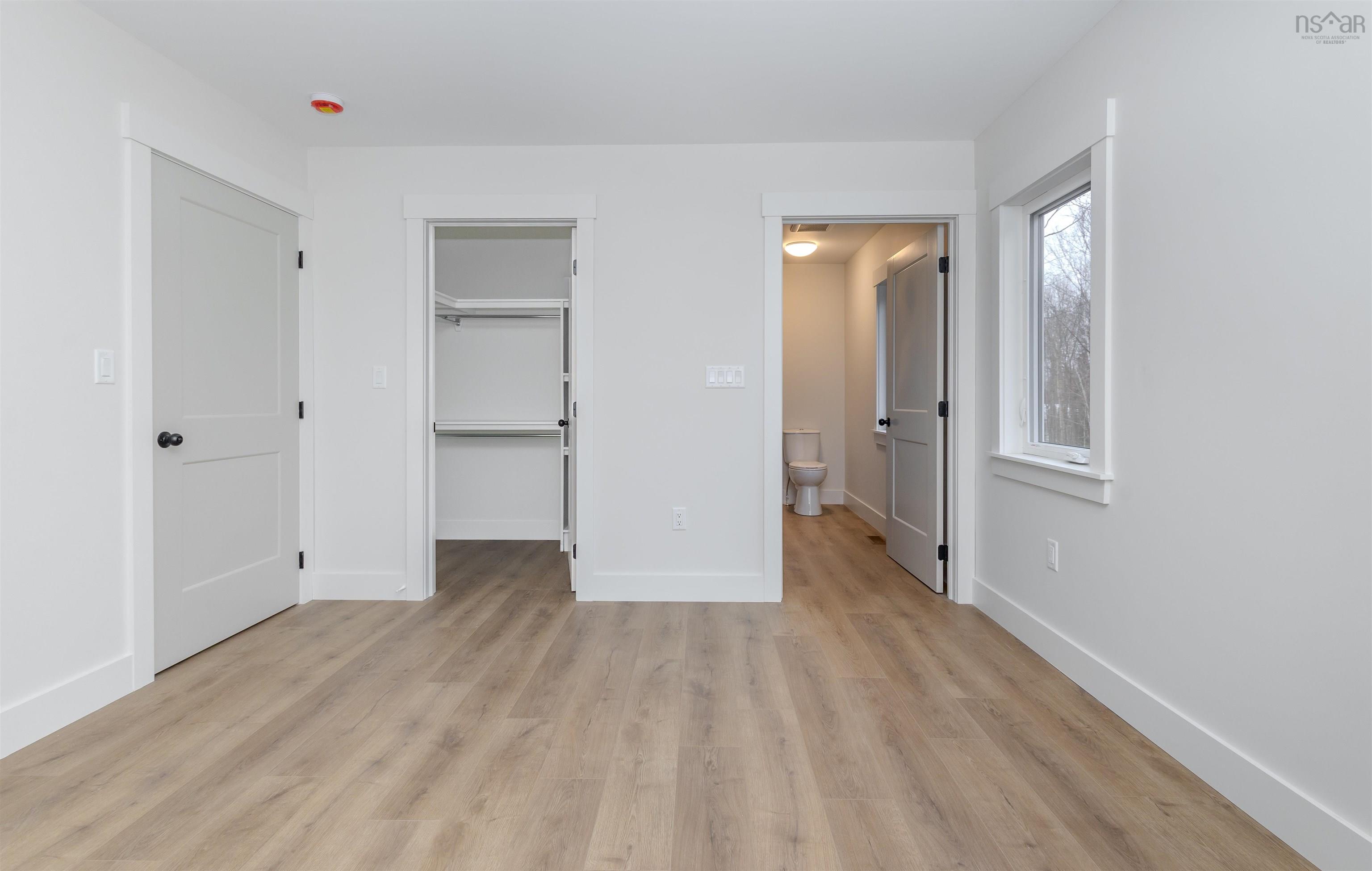 $679,999.00: 43 Emerson Drive, Howie Centre