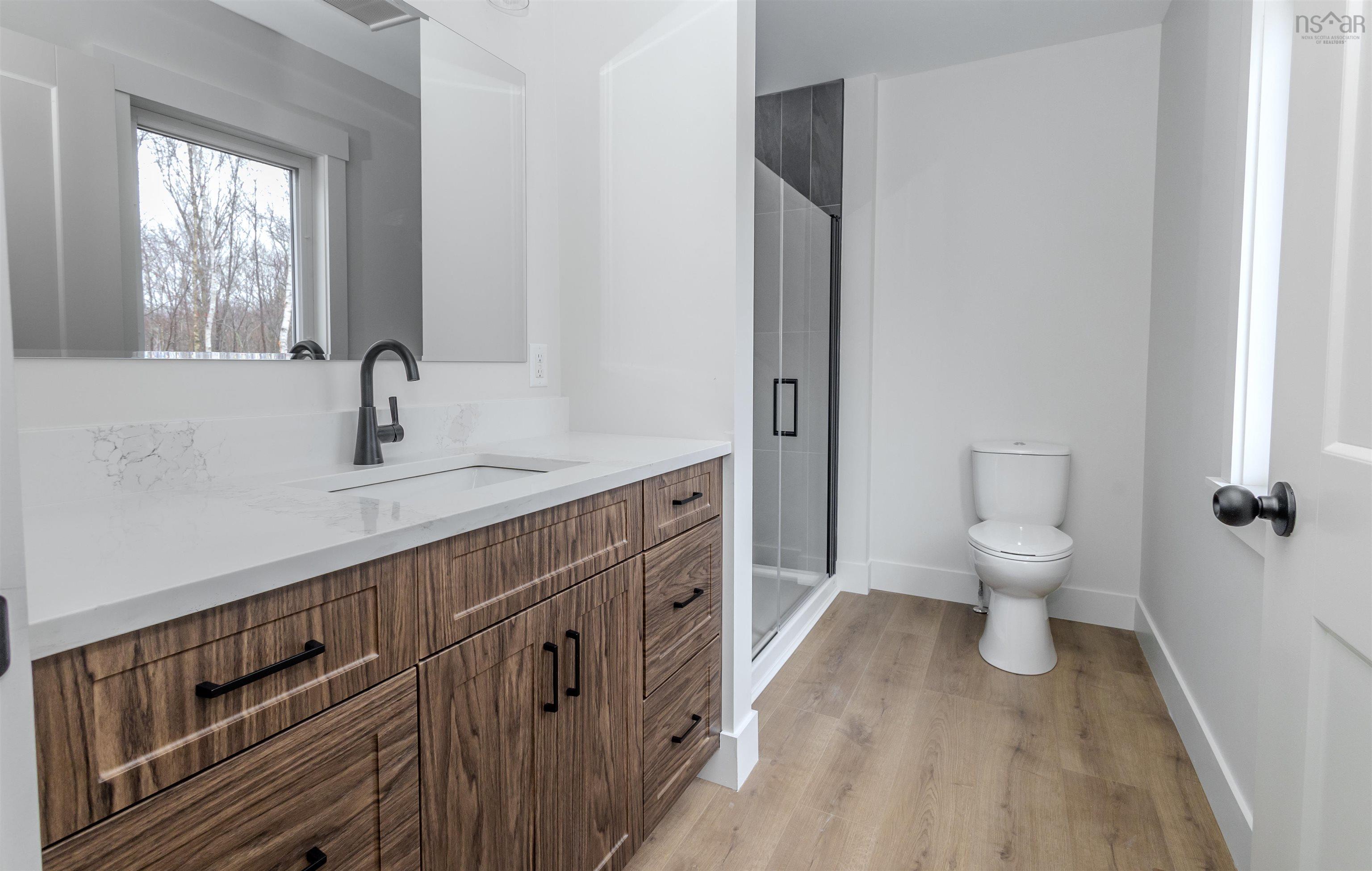 $679,999.00: 43 Emerson Drive, Howie Centre