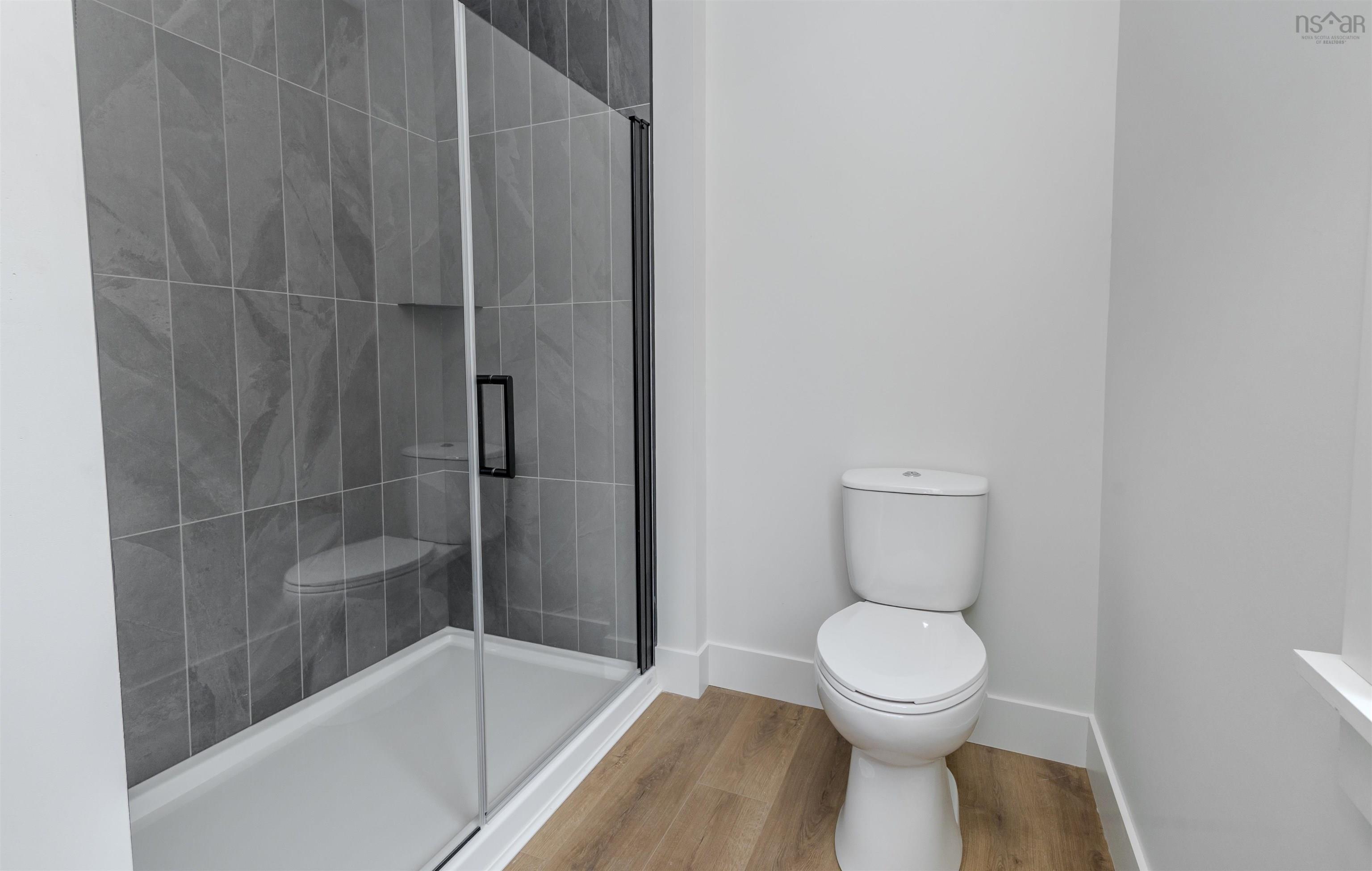 $679,999.00: 43 Emerson Drive, Howie Centre