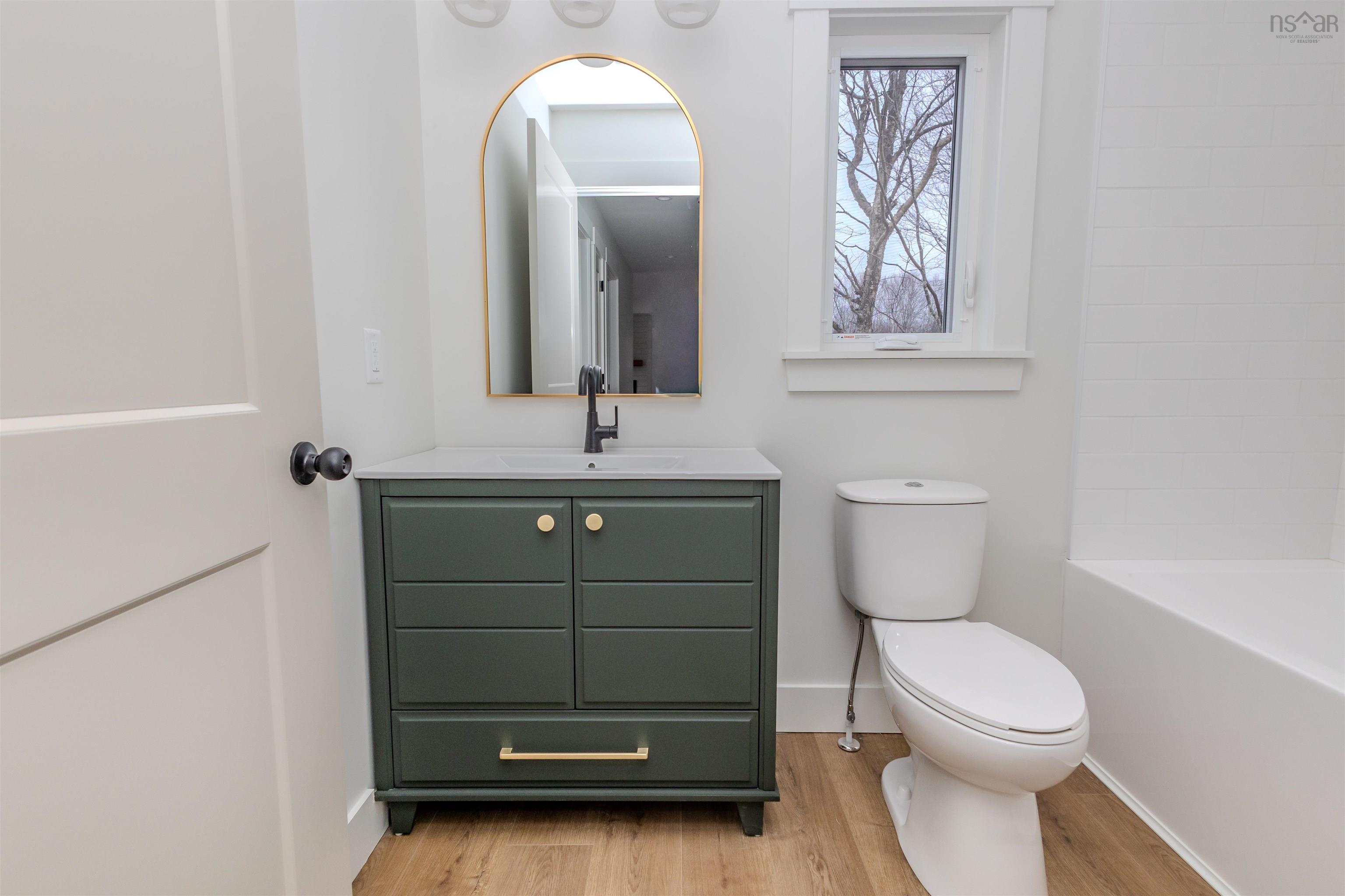 $679,999.00: 43 Emerson Drive, Howie Centre