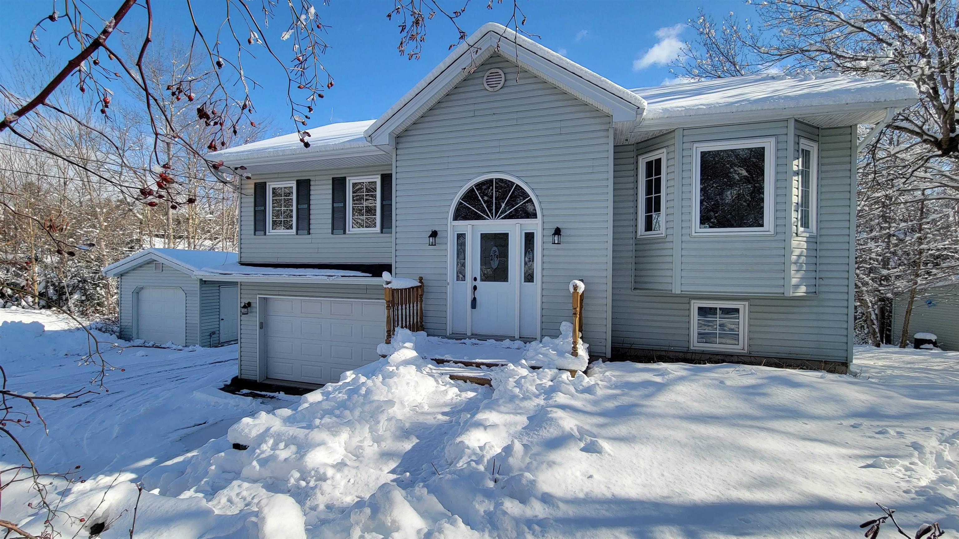 29 Major Court, Upper Sackville, NS (MLS® 202528496) | Upper Sackville Real Estate | RE/MAX Halifax