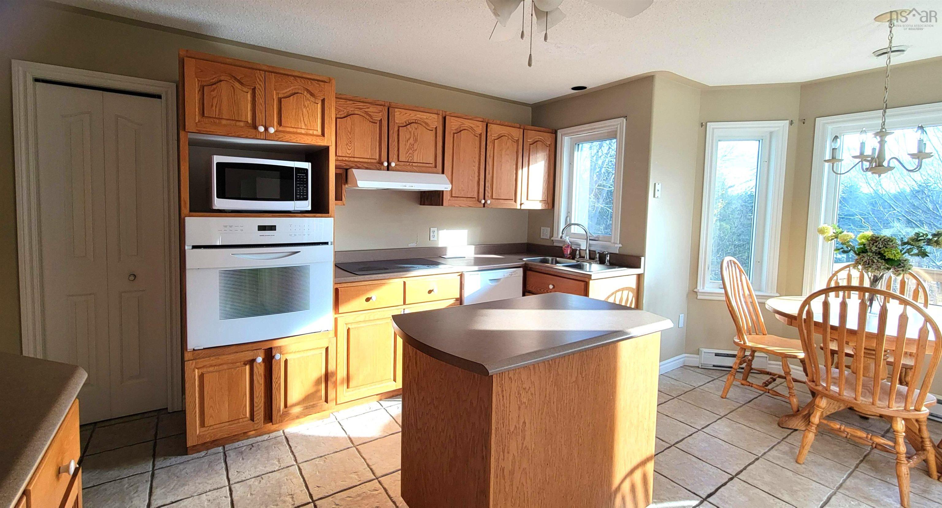 $599,900.00: 29 Major Court, Upper Sackville