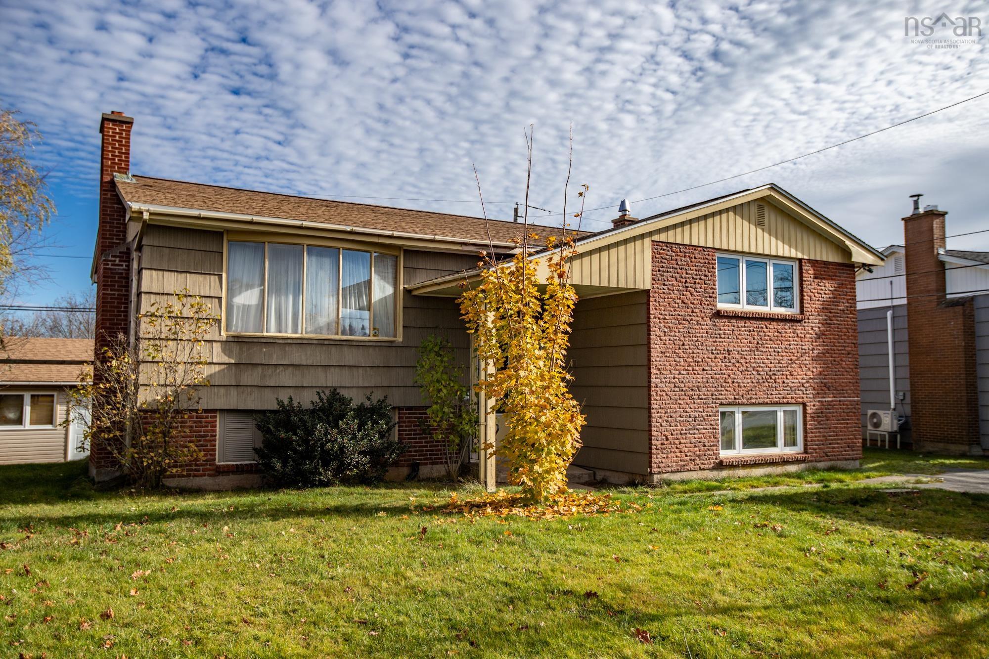 15 Hollyoake Lane, Cole Harbour, NS (MLS® 202528498)