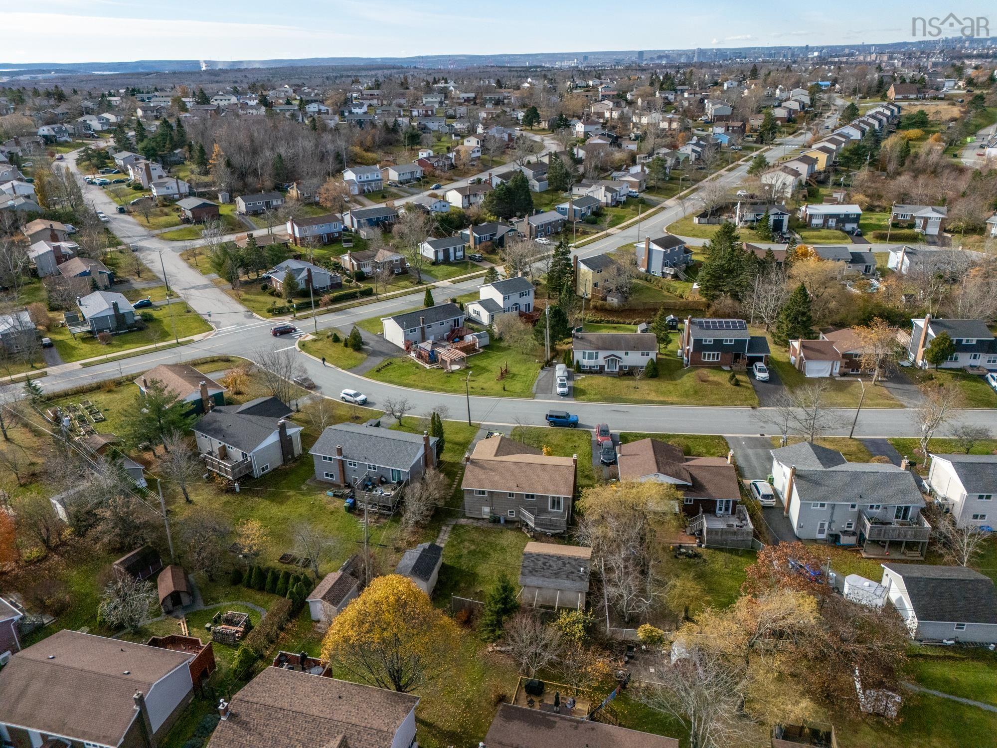 $438,000.00: 15 Hollyoake Lane, Cole Harbour