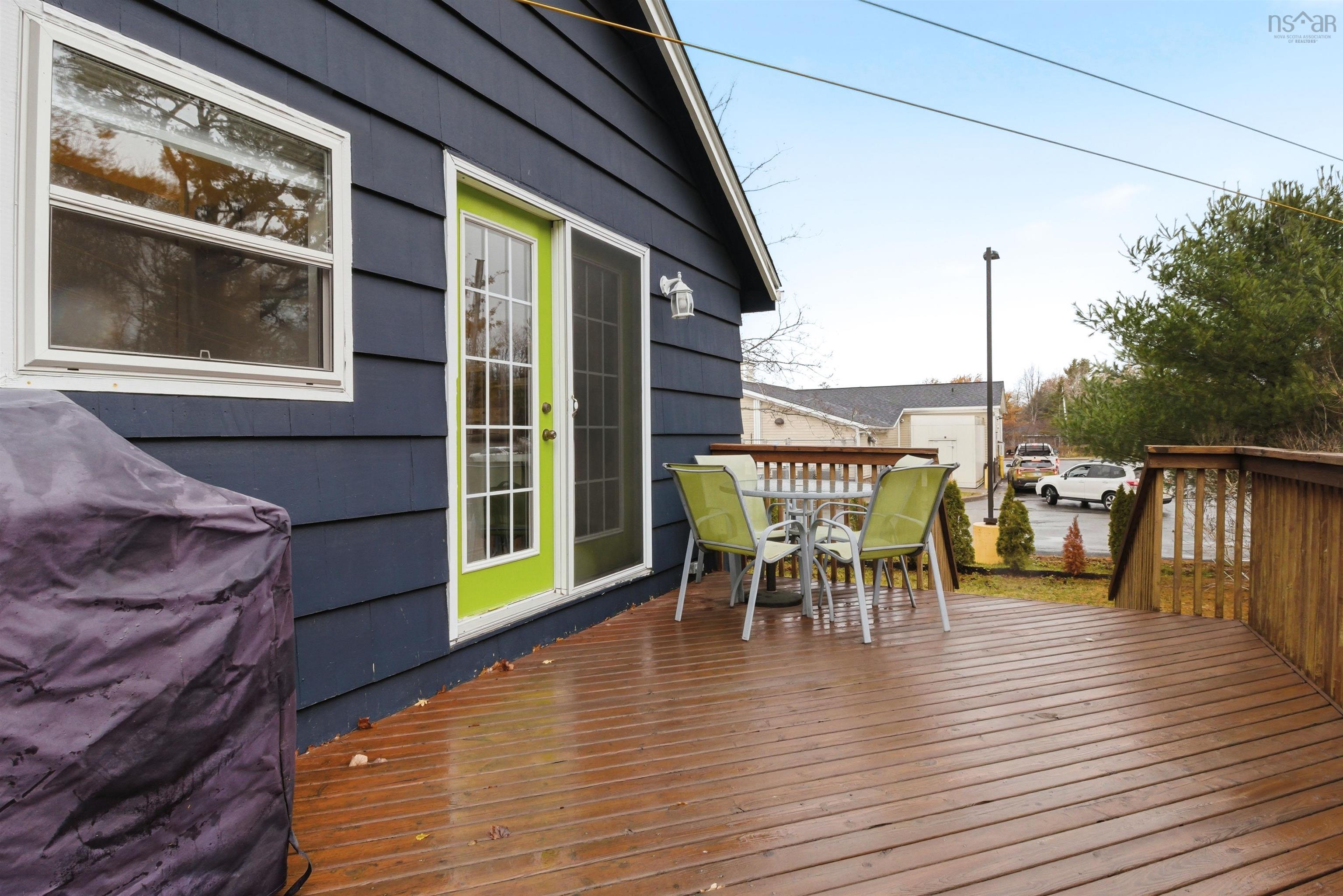 $584,900.00: 643 Highway 1, Mount Uniacke