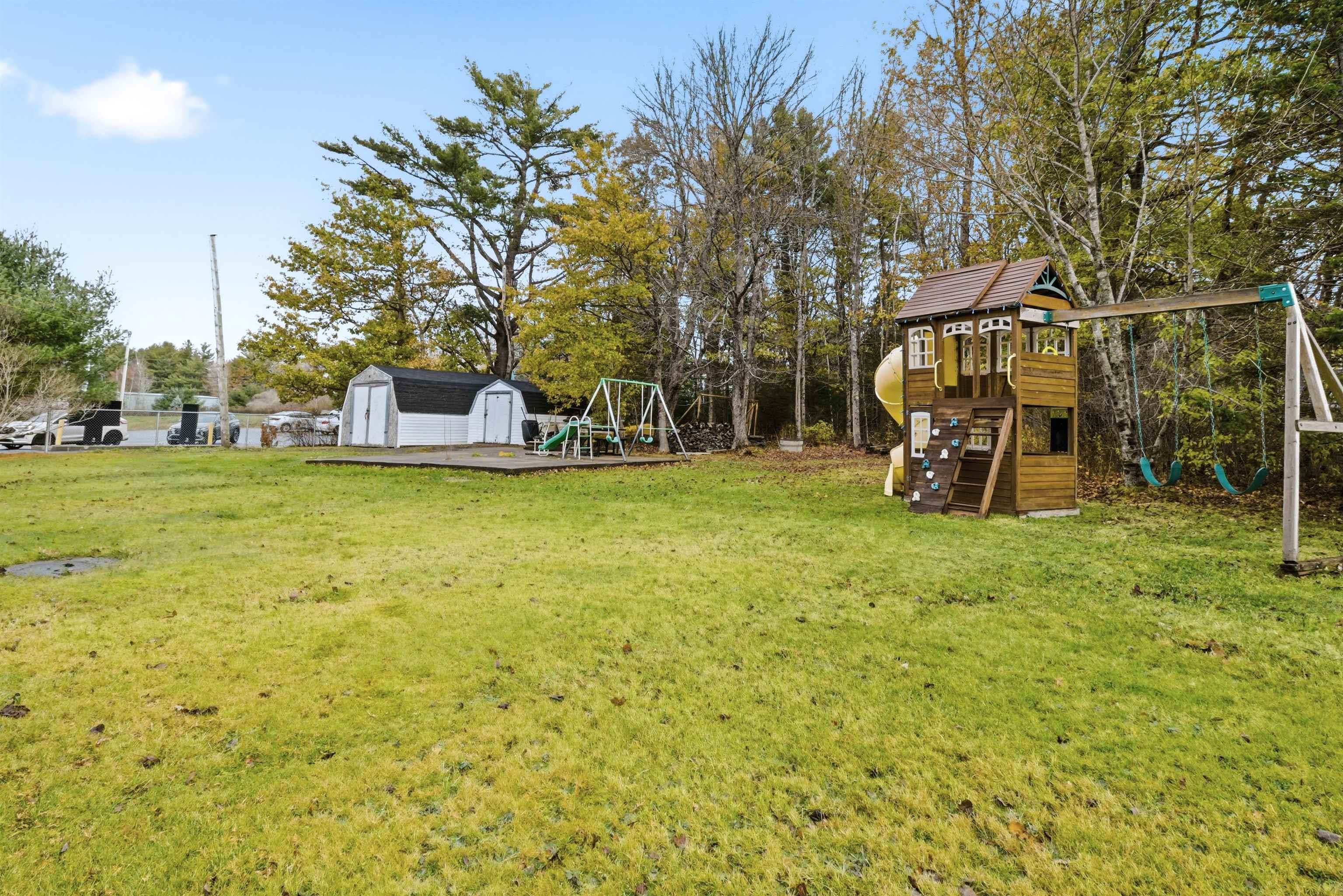 $584,900.00: 643 Highway 1, Mount Uniacke