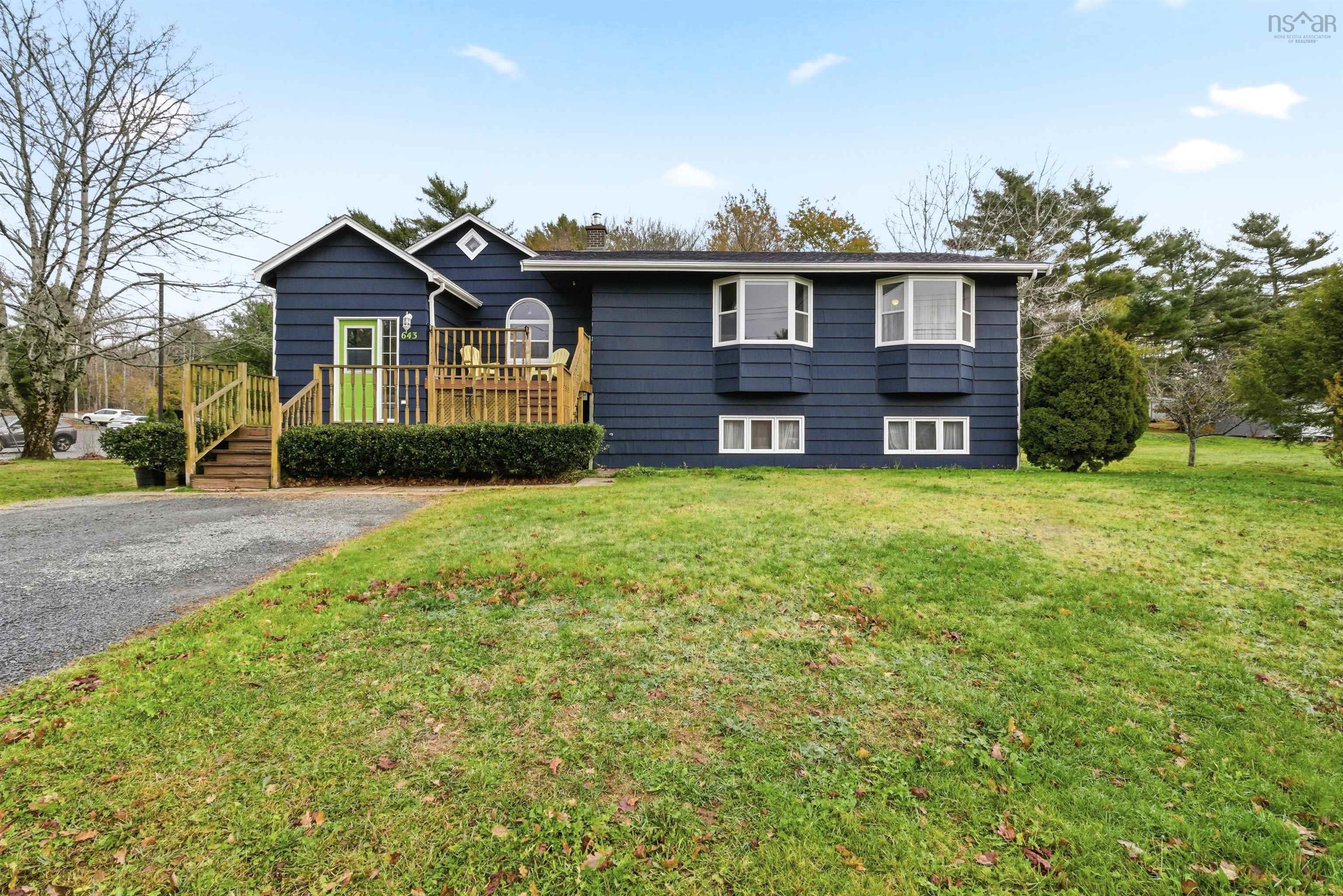 $584,900.00: 643 Highway 1, Mount Uniacke