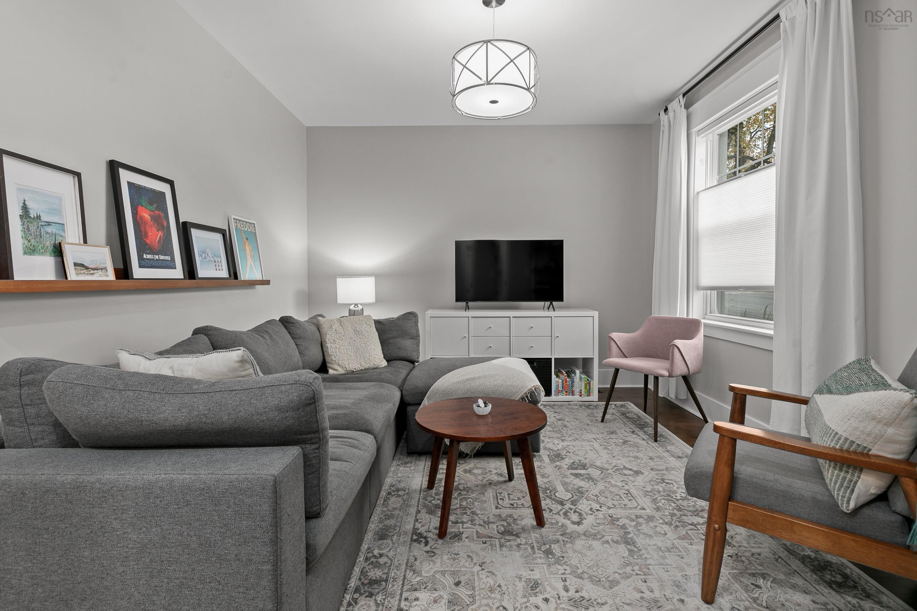 $649,900.00: 5544 Duffus Street, Halifax