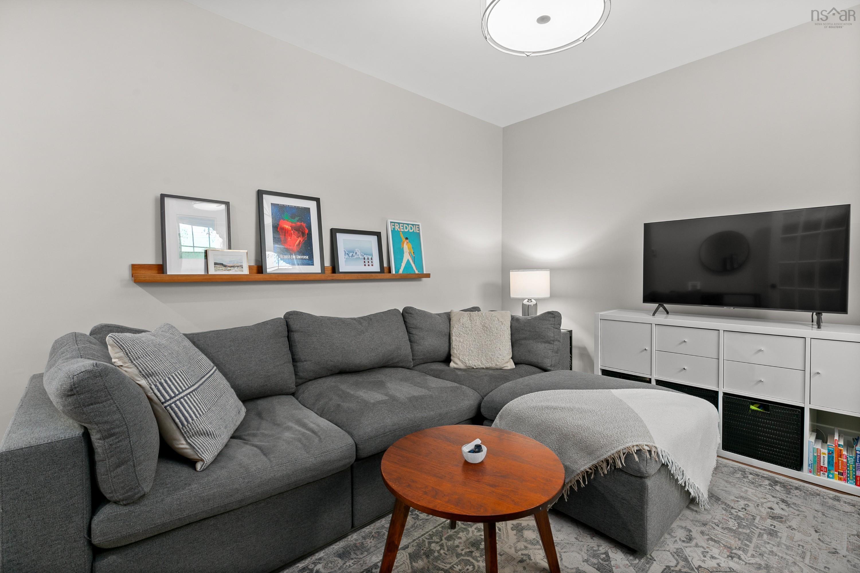 $649,900.00: 5544 Duffus Street, Halifax