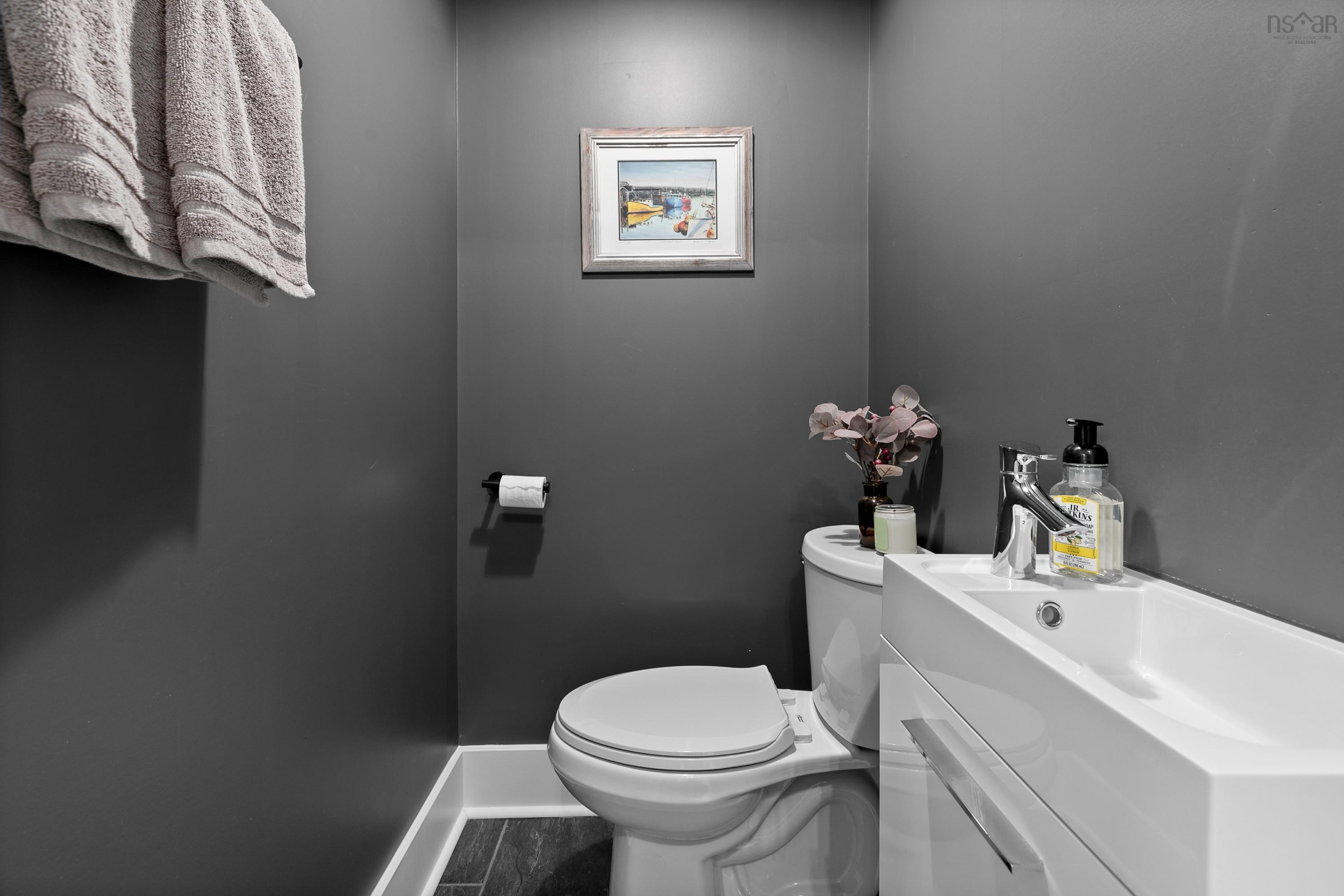 $649,900.00: 5544 Duffus Street, Halifax