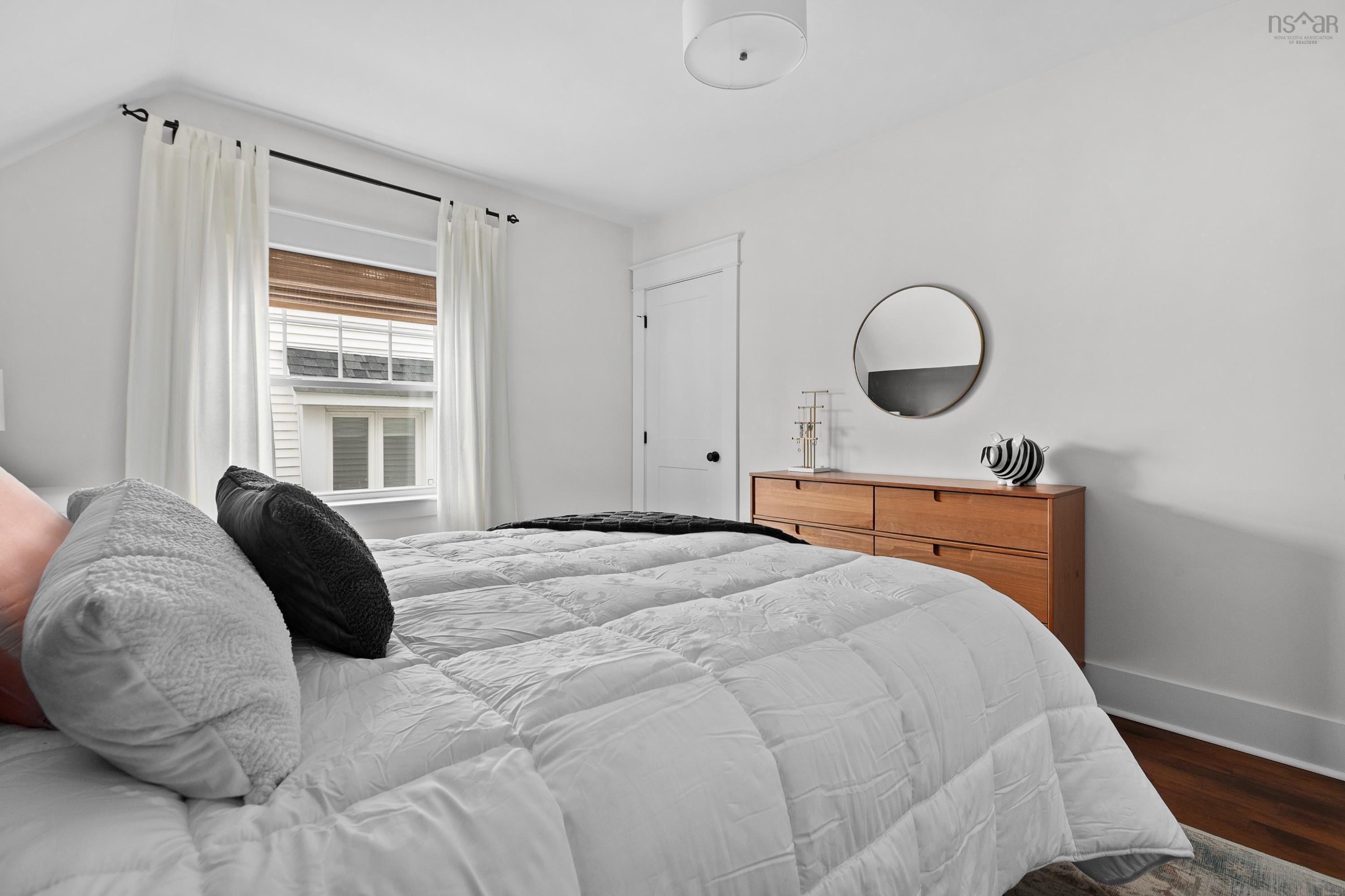 $649,900.00: 5544 Duffus Street, Halifax