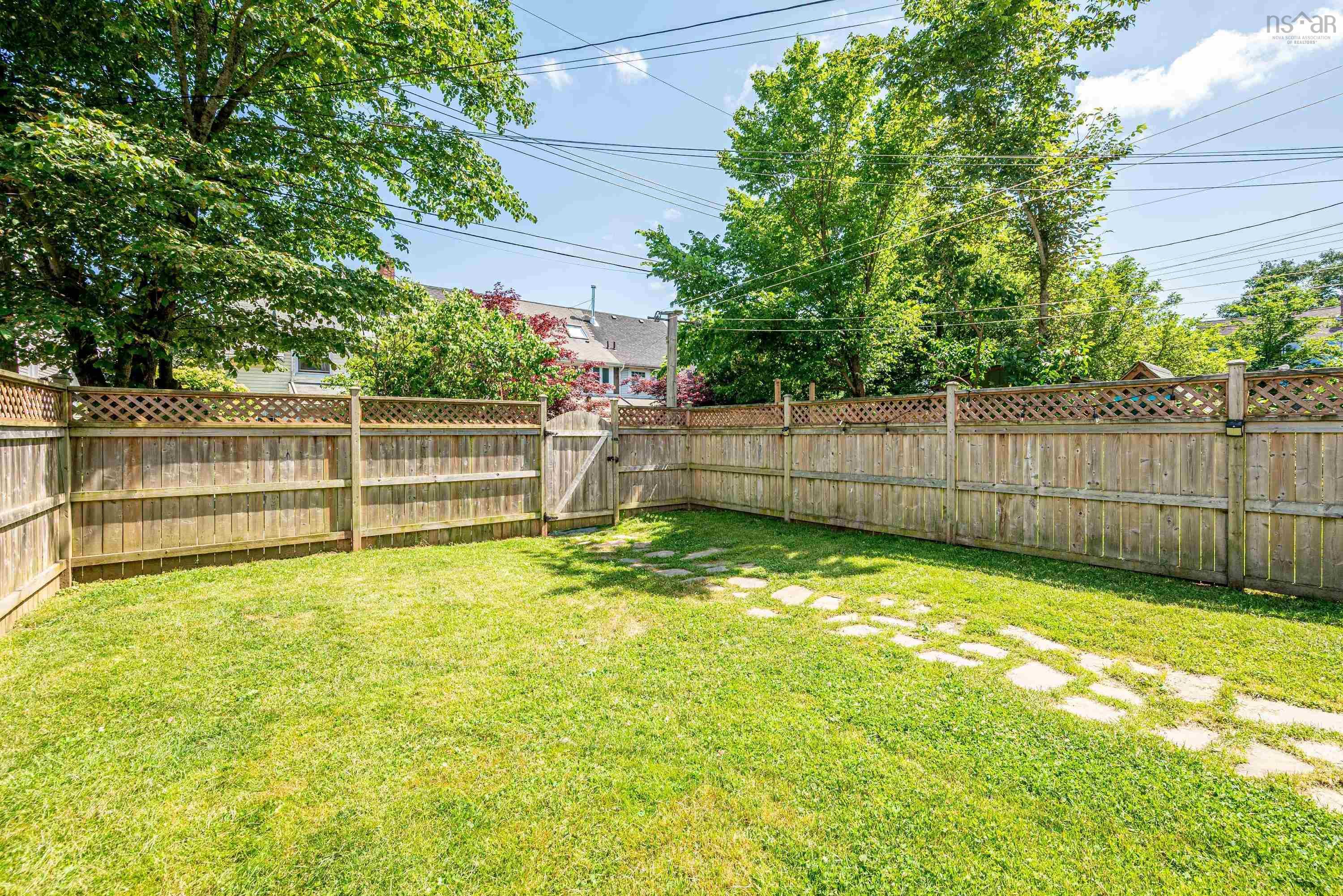 $649,900.00: 5544 Duffus Street, Halifax