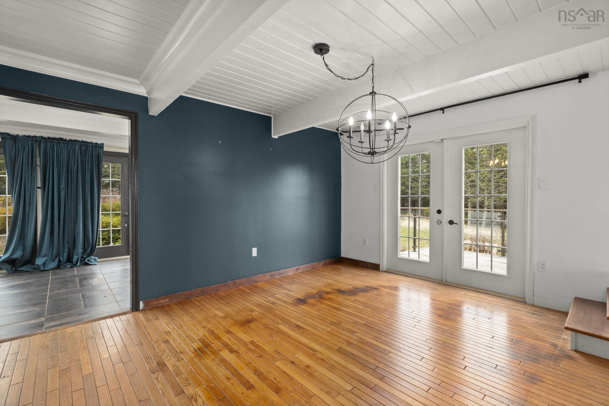 $950,000.00: 50 Josey Road, Spry Bay