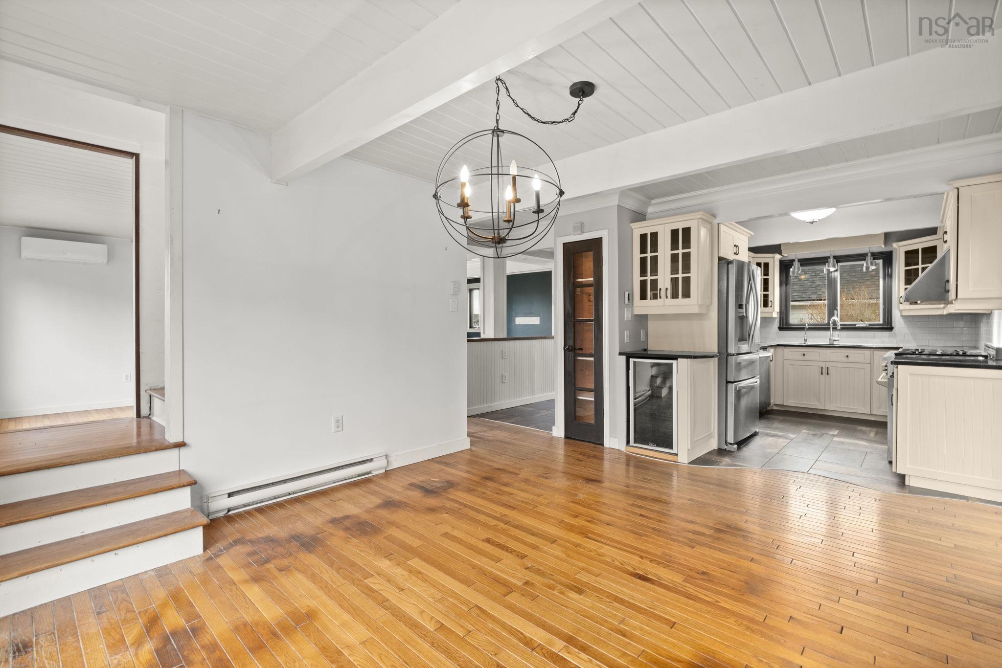 $950,000.00: 50 Josey Road, Spry Bay