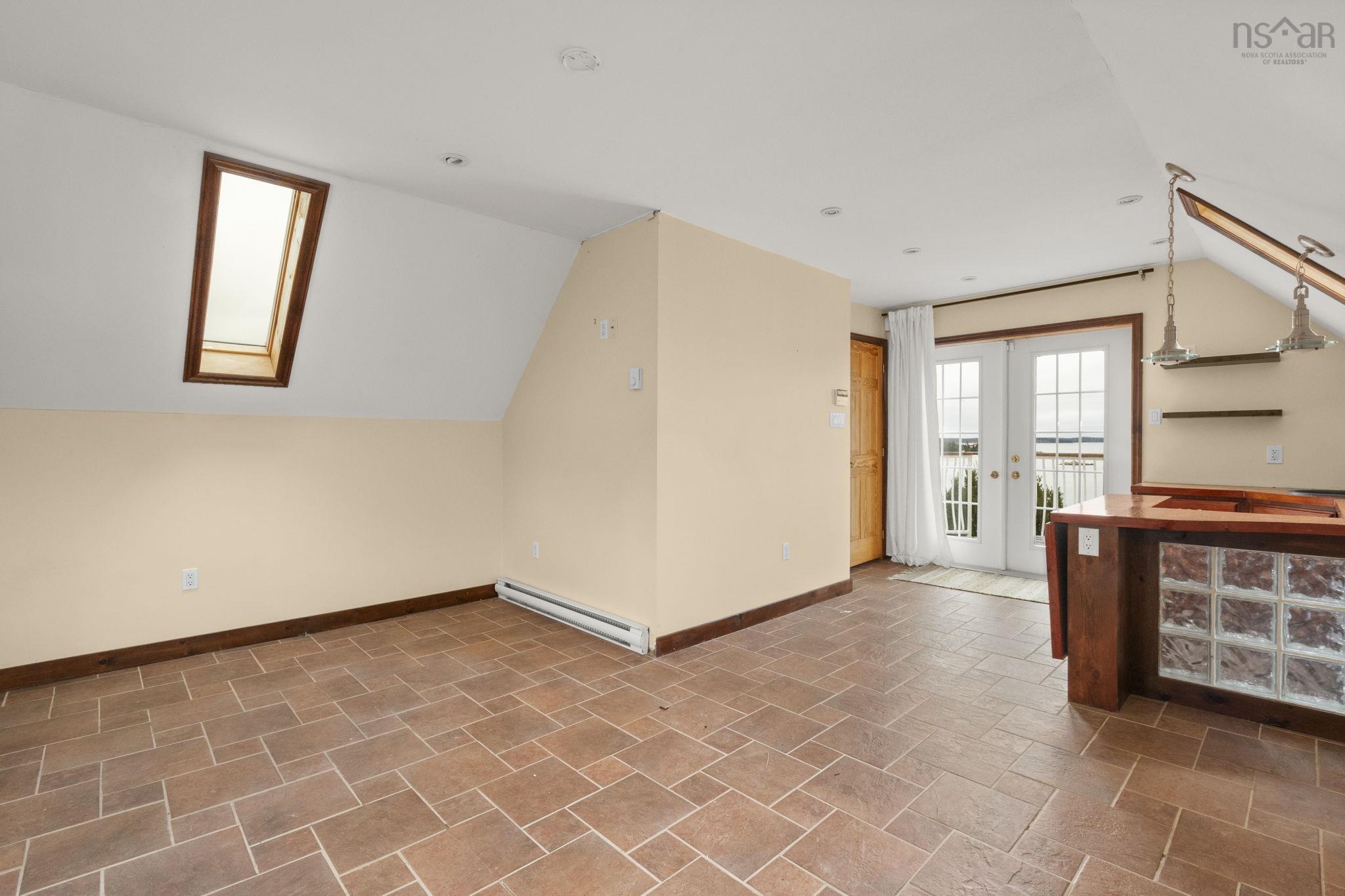 $950,000.00: 50 Josey Road, Spry Bay