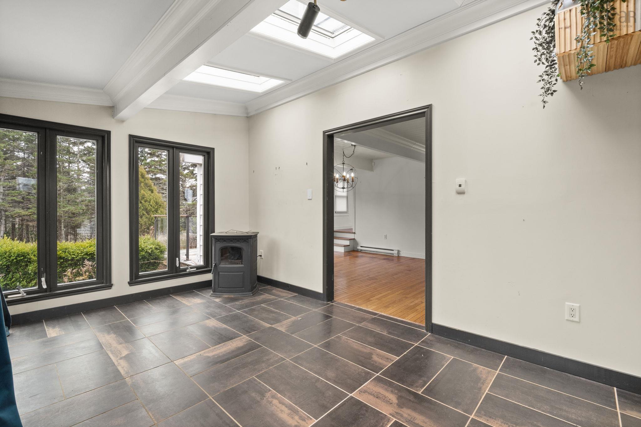 $950,000.00: 50 Josey Road, Spry Bay