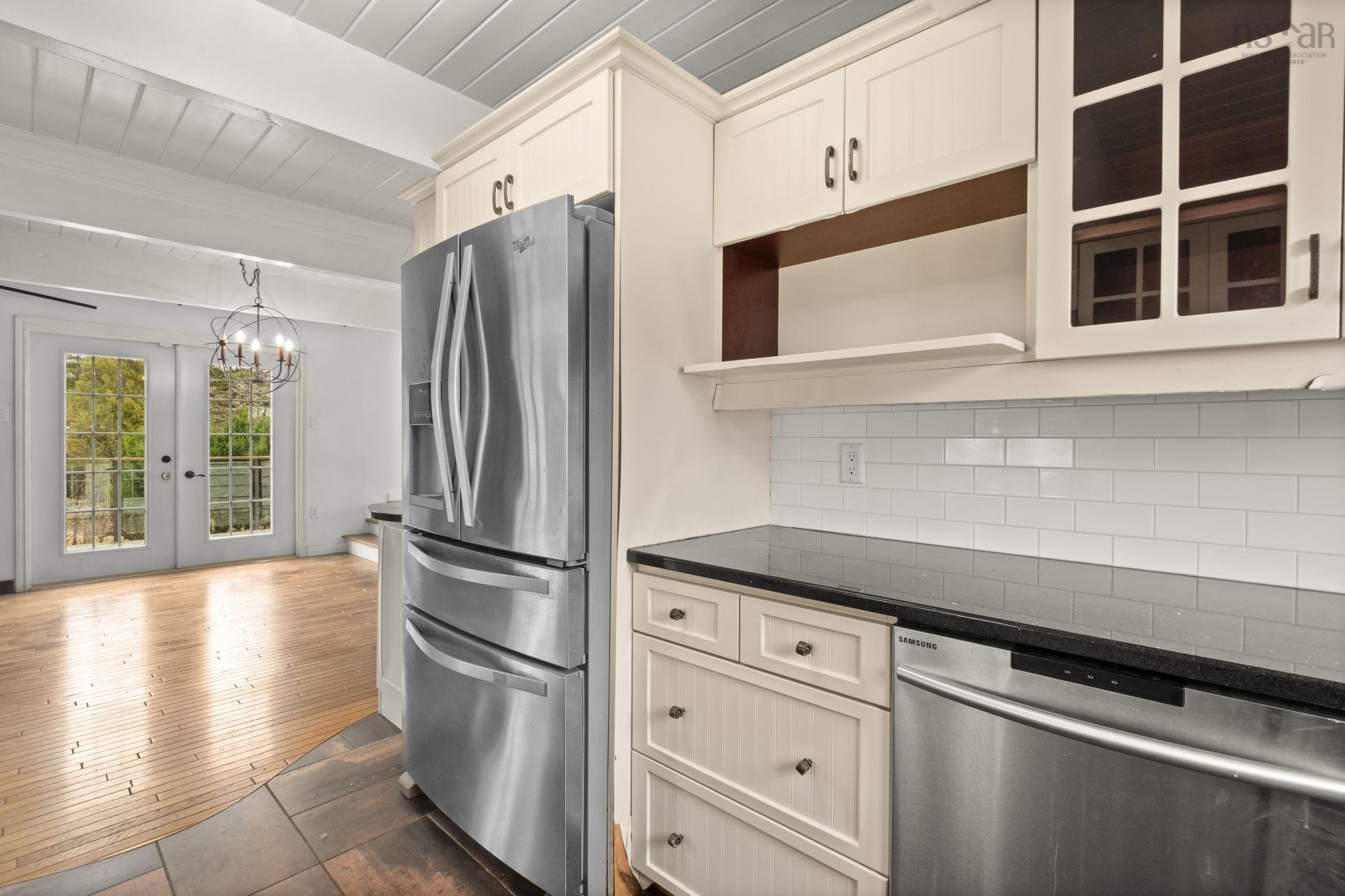 $950,000.00: 50 Josey Road, Spry Bay