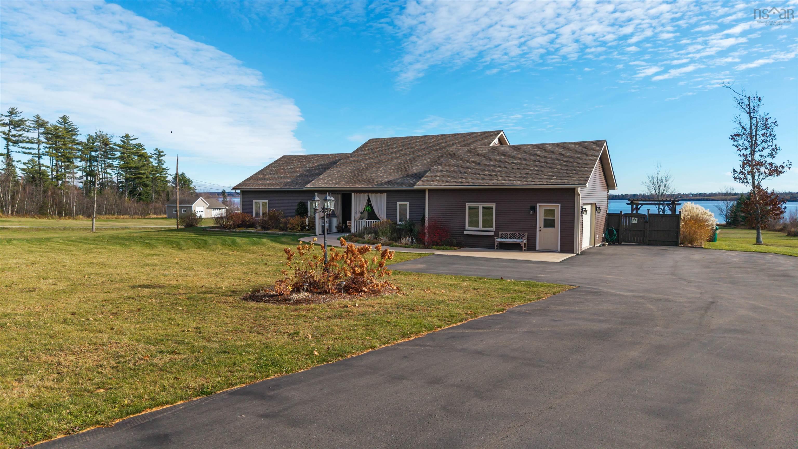 $749,900.00: 2162 Hwy 376, Lyons Brook