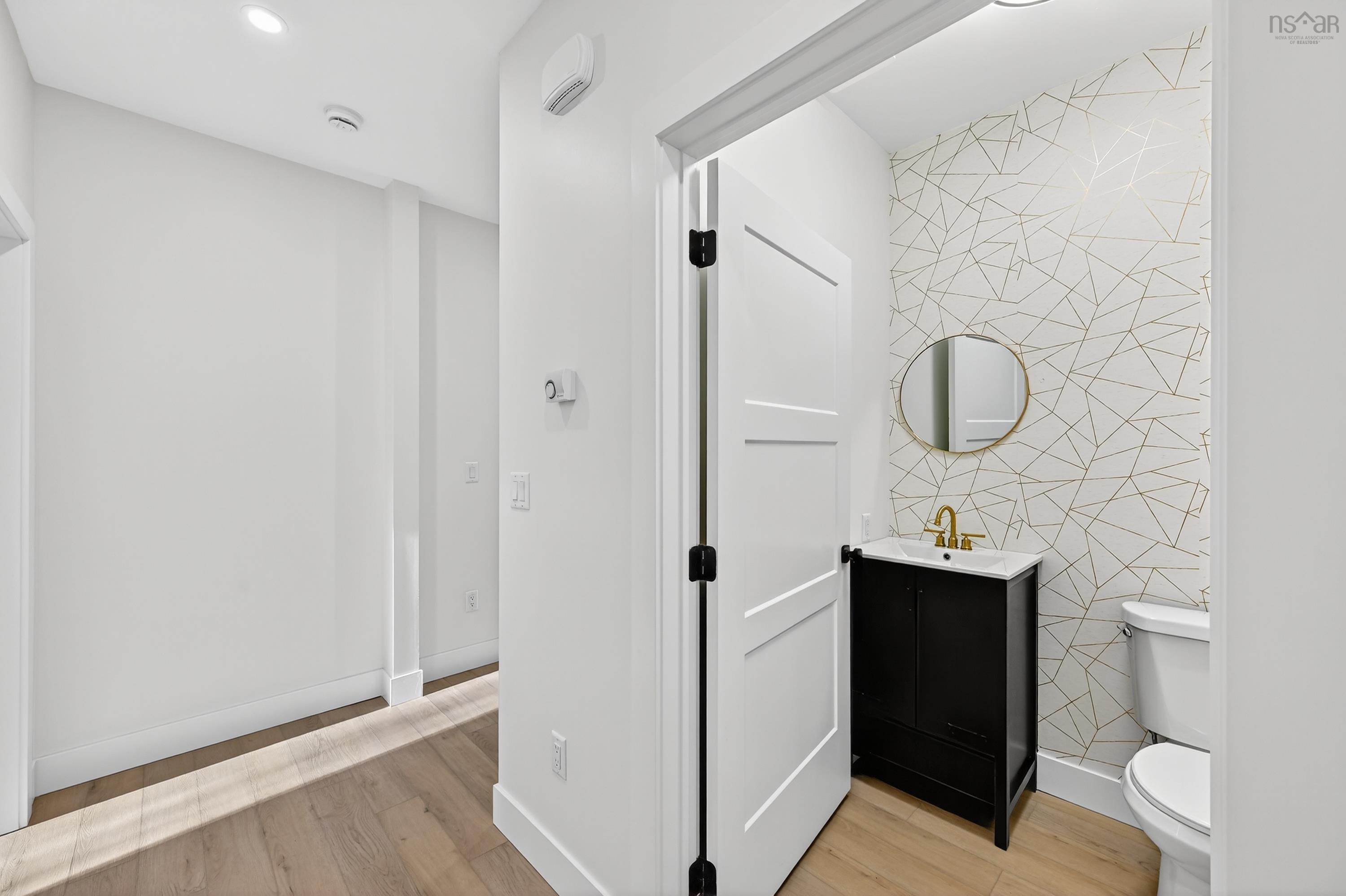 $579,900.00: 14 Emerson Drive, Howie Centre