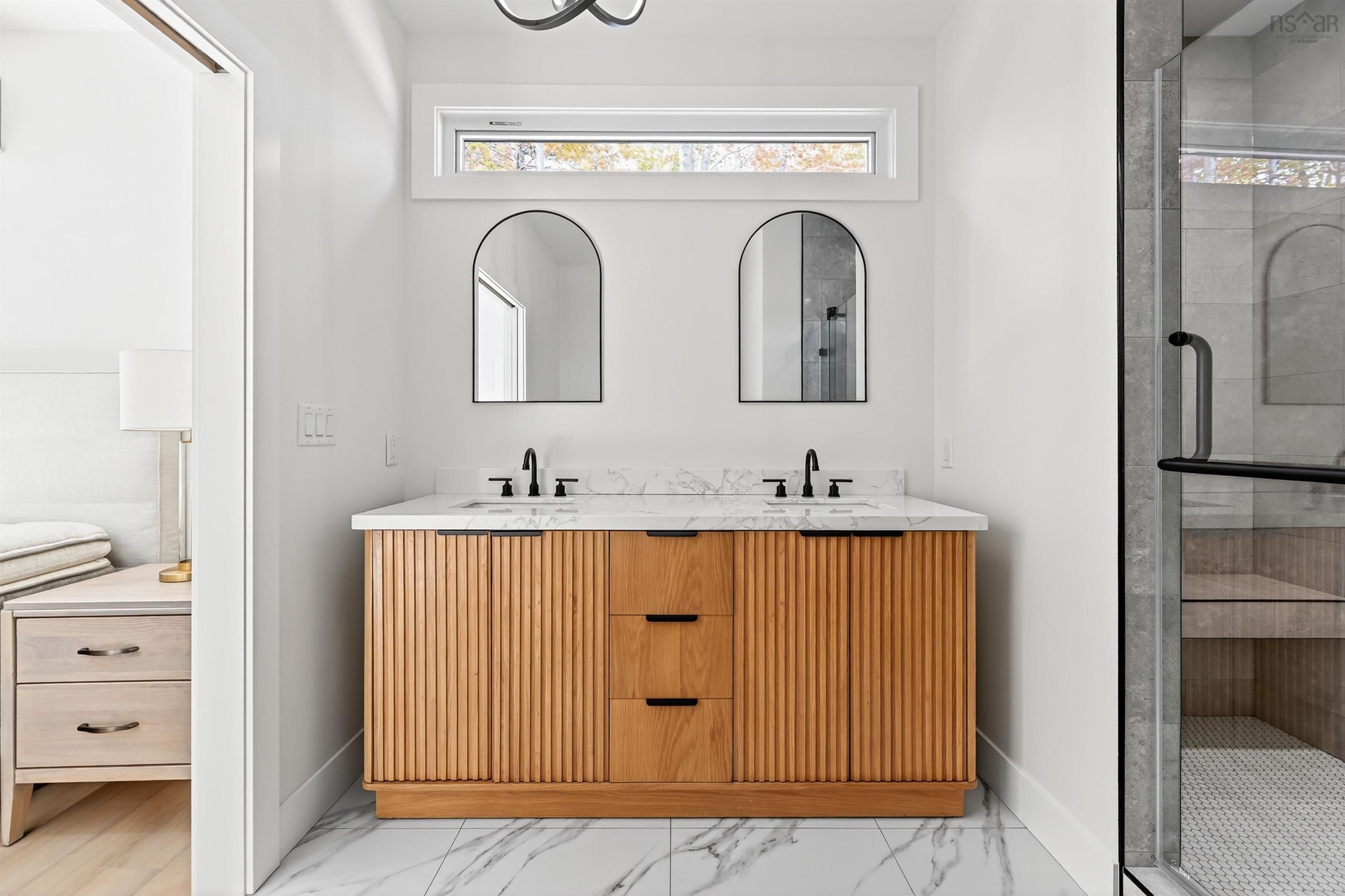 $579,900.00: 14 Emerson Drive, Howie Centre