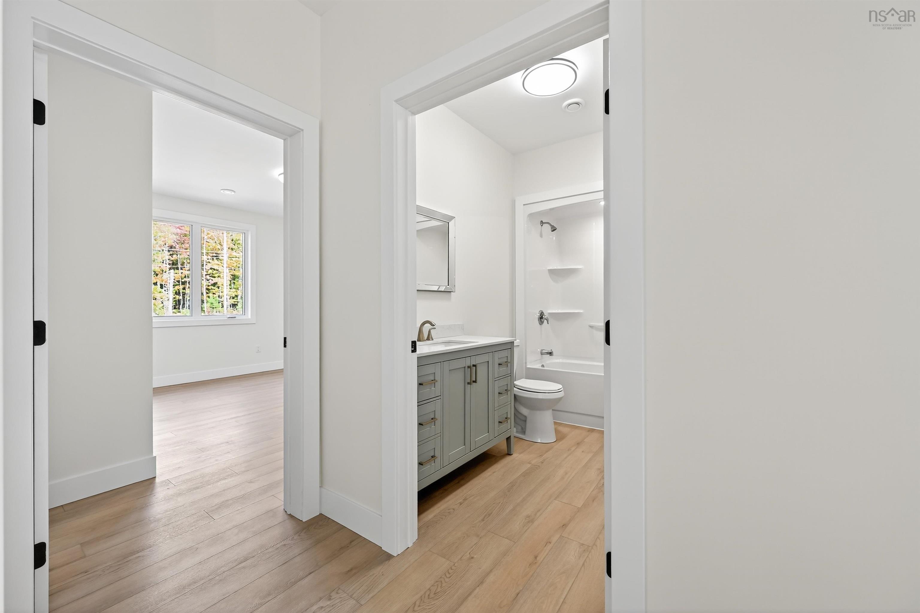 $579,900.00: 14 Emerson Drive, Howie Centre