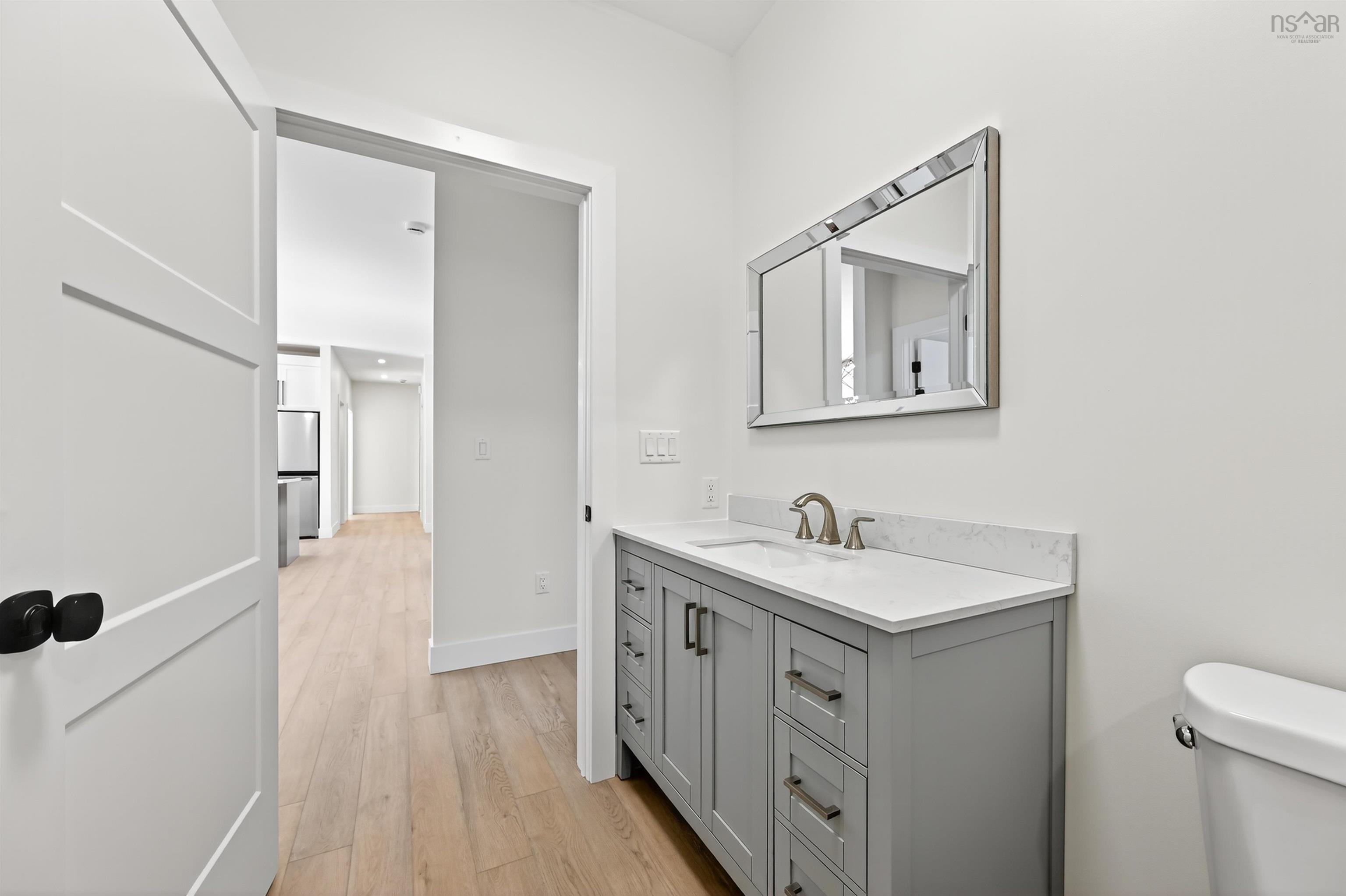 $579,900.00: 14 Emerson Drive, Howie Centre