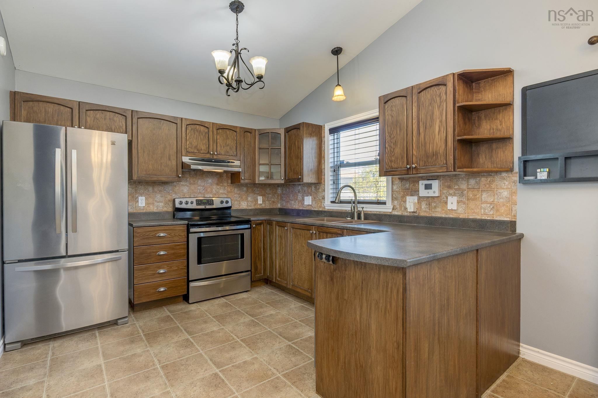 $449,900.00: 112 Heritage Hills Drive, Eastern Passage