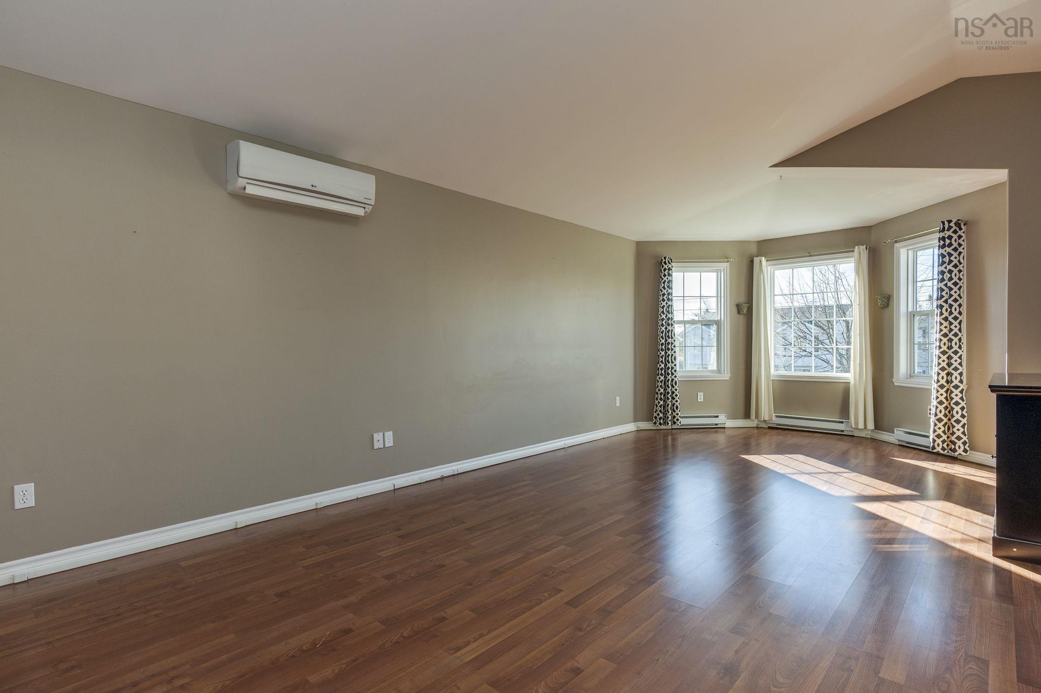 $449,900.00: 112 Heritage Hills Drive, Eastern Passage