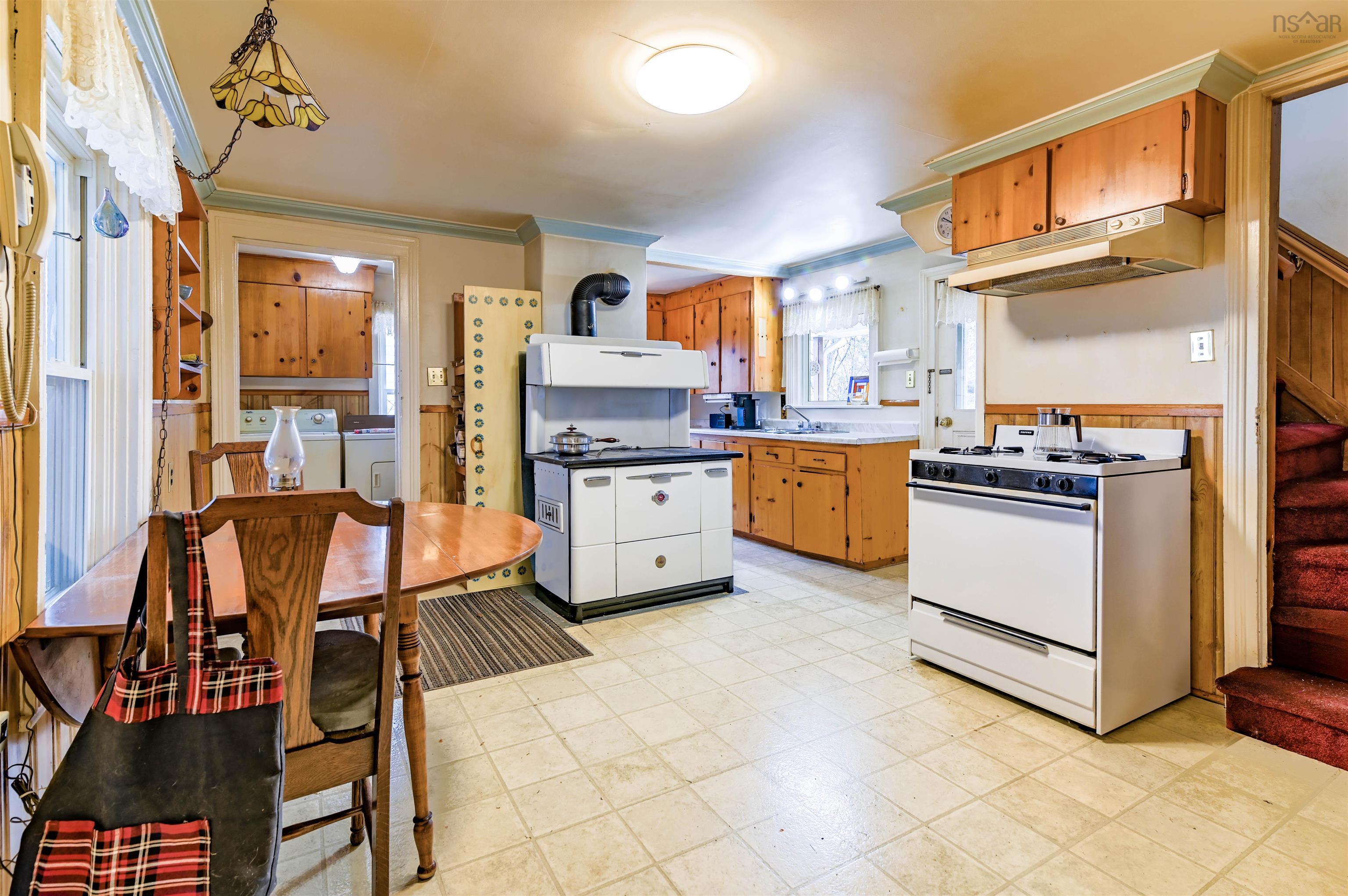 $495,000.00: 6624 Highway 221 Lakeville NS, Lakeville